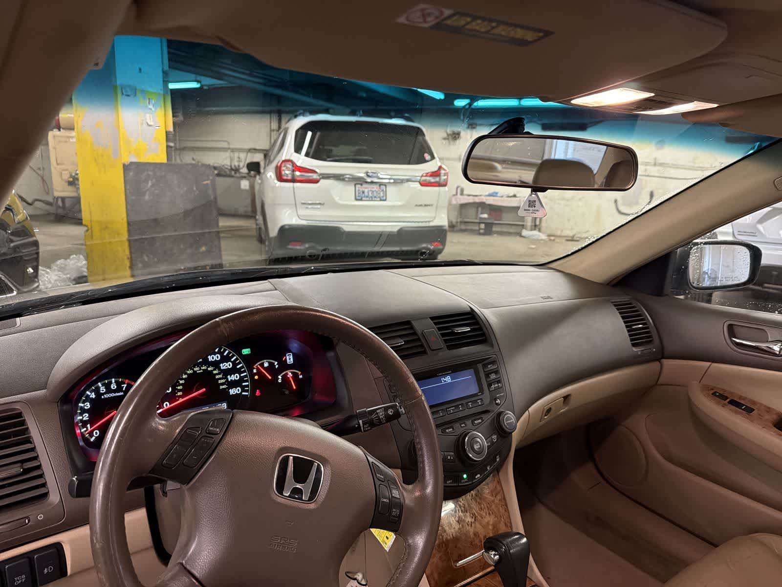 Thumbnail: 2003 Honda Accord - 16