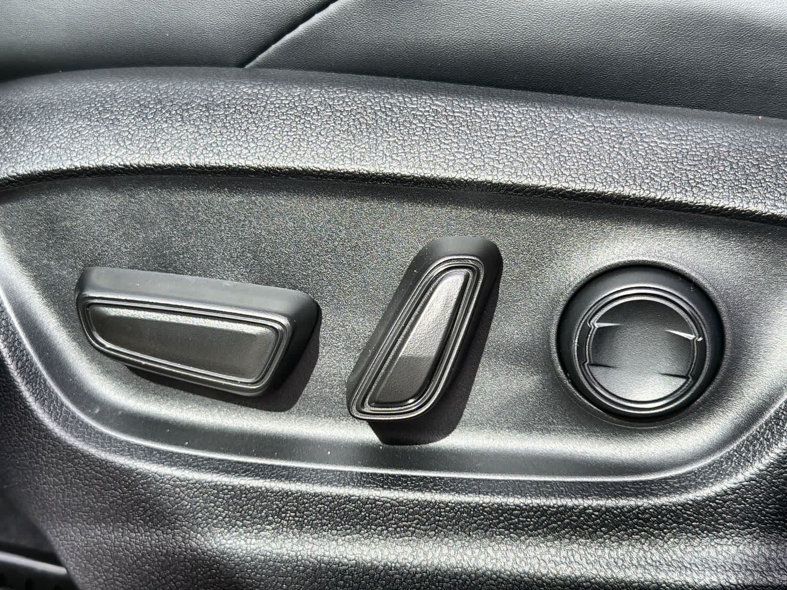 Thumbnail: 2026 Subaru Solterra - 18