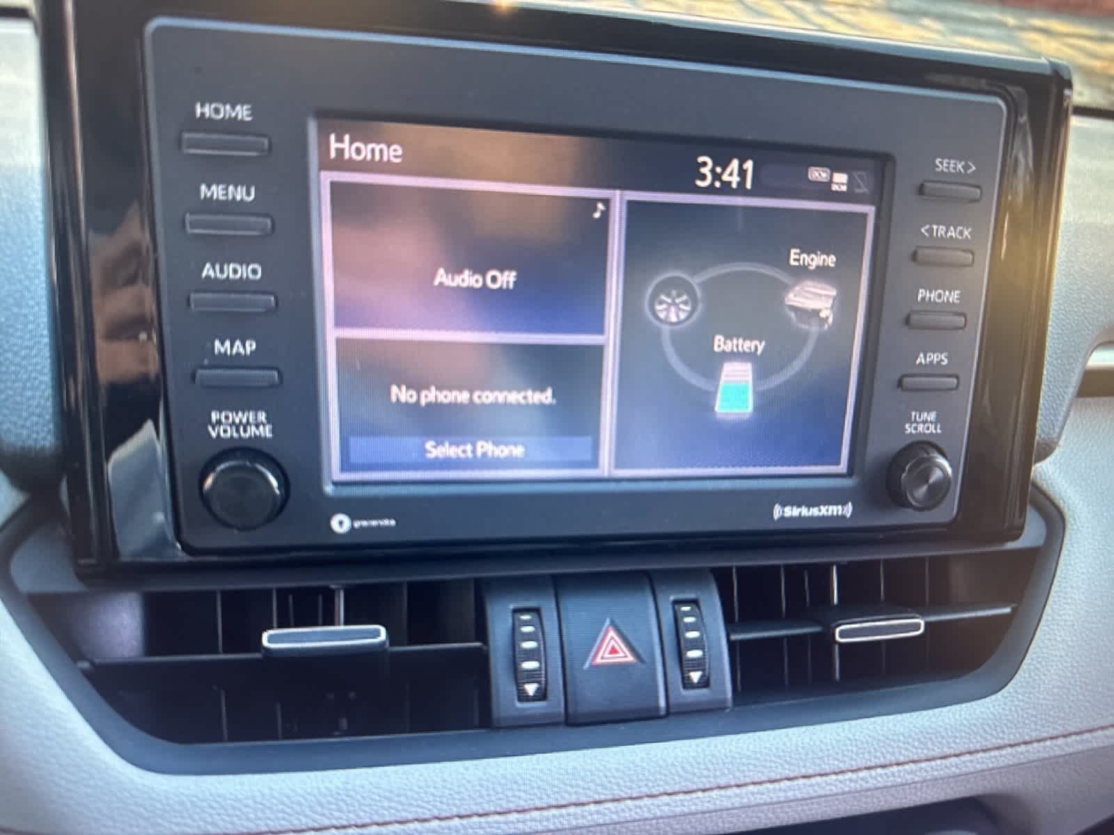 Thumbnail: 2022 Toyota RAV4 - 18