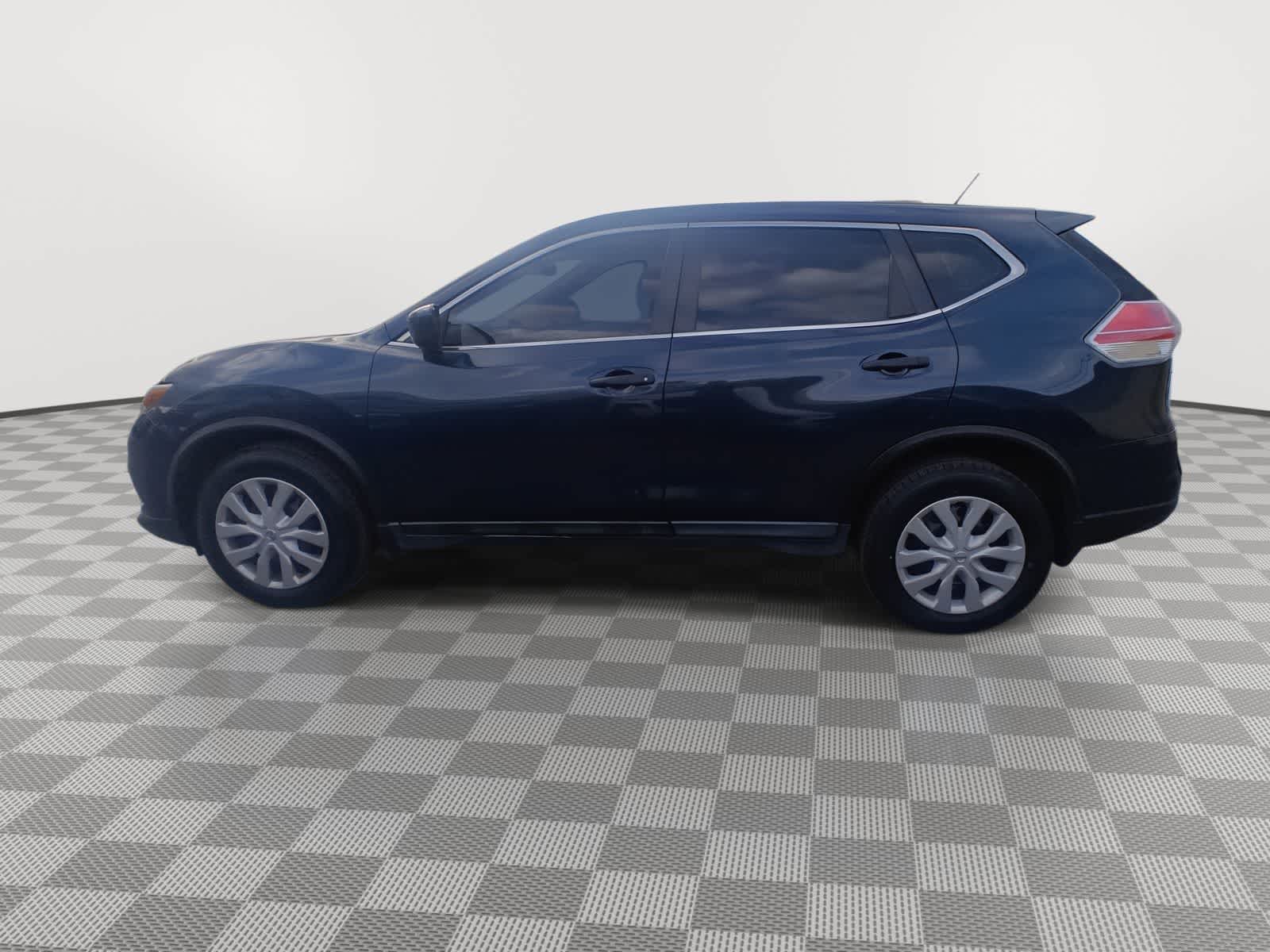 Thumbnail: 2016 Nissan Rogue - 5