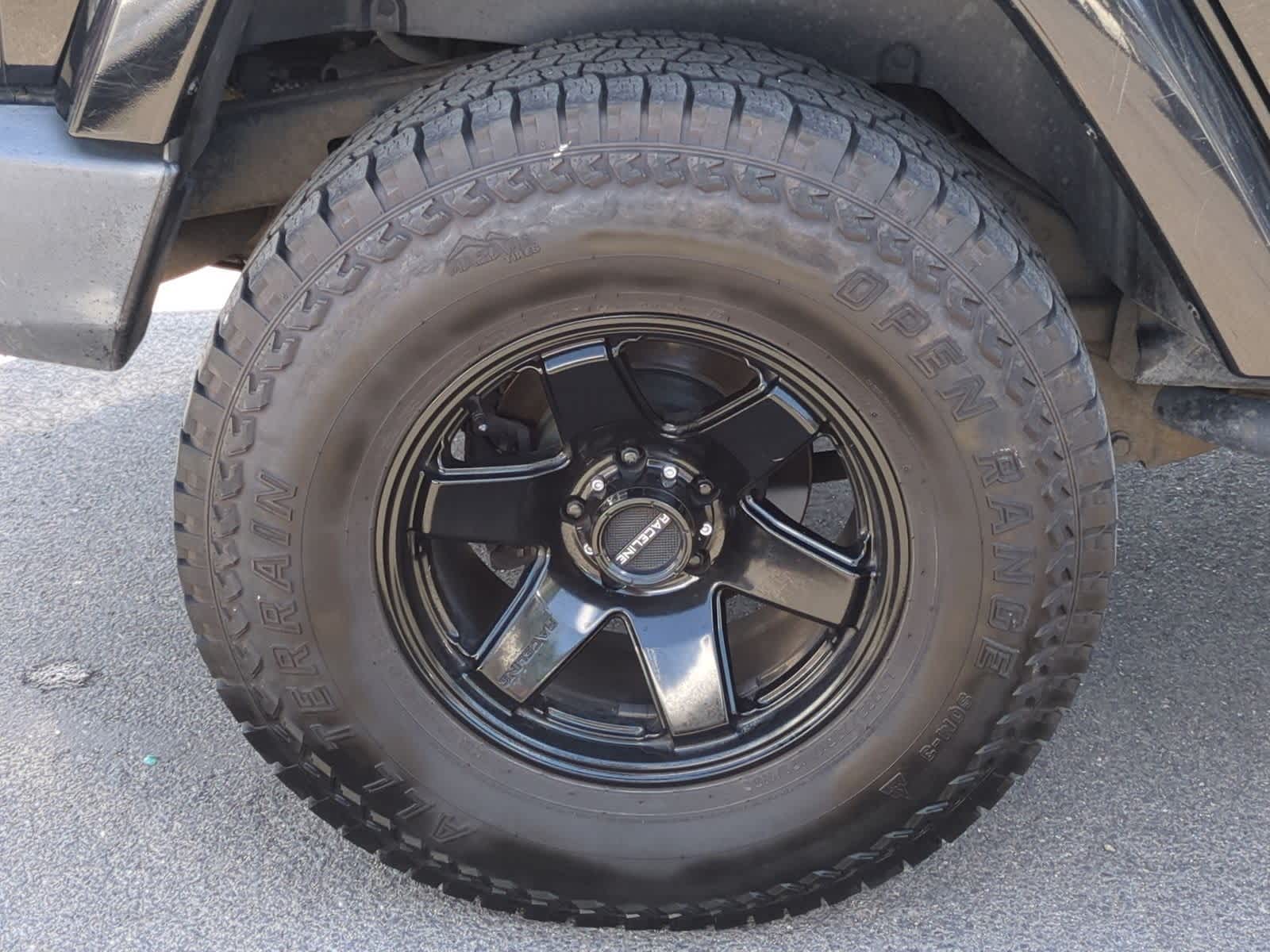 Thumbnail: 2012 Jeep Wrangler - 14