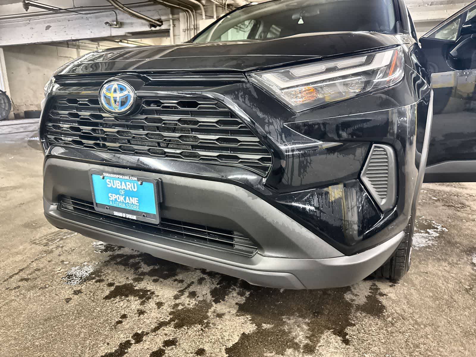 Thumbnail: 2022 Toyota RAV4 - 11