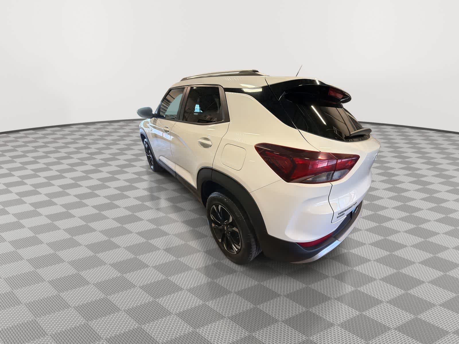 Thumbnail: 2021 Chevrolet TrailBlazer - 6