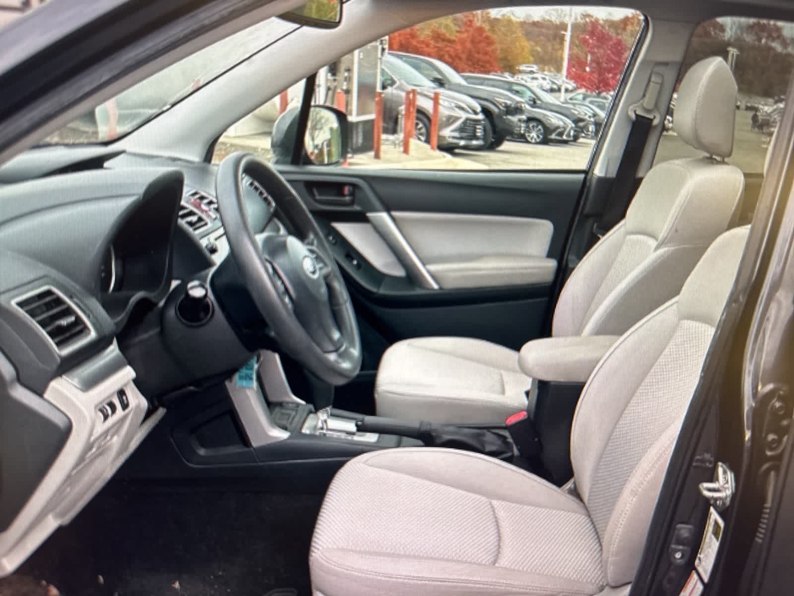 Thumbnail: 2016 Subaru Forester - 9