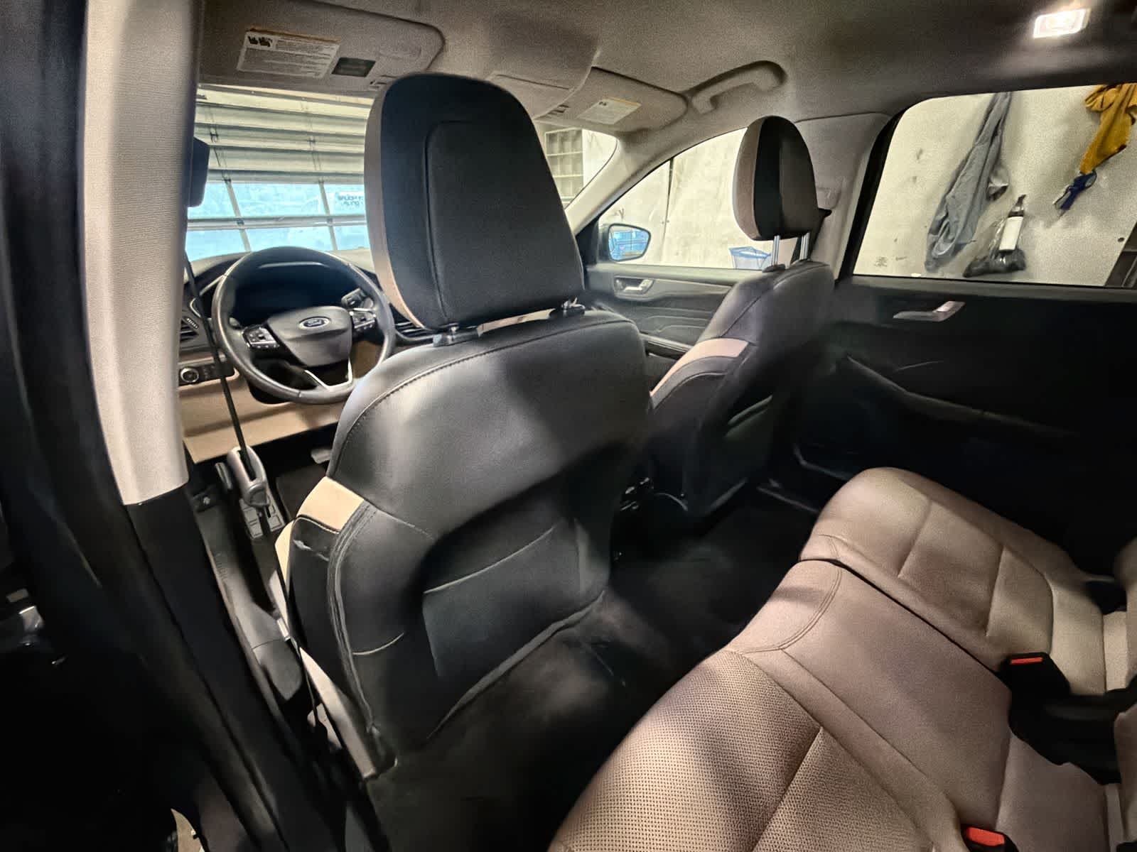 Thumbnail: 2022 Ford Escape - 19