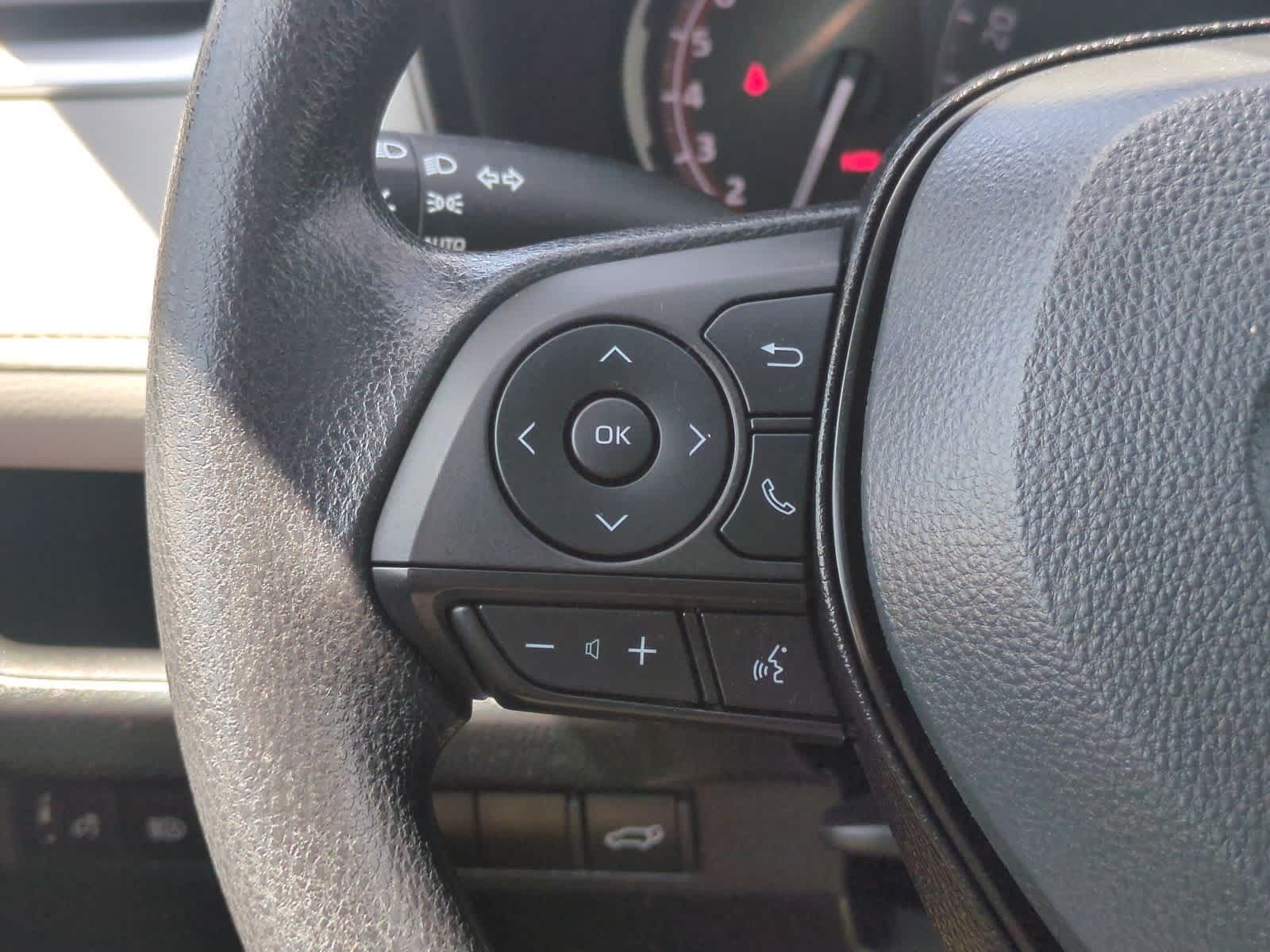 Thumbnail: 2023 Toyota RAV4 - 25