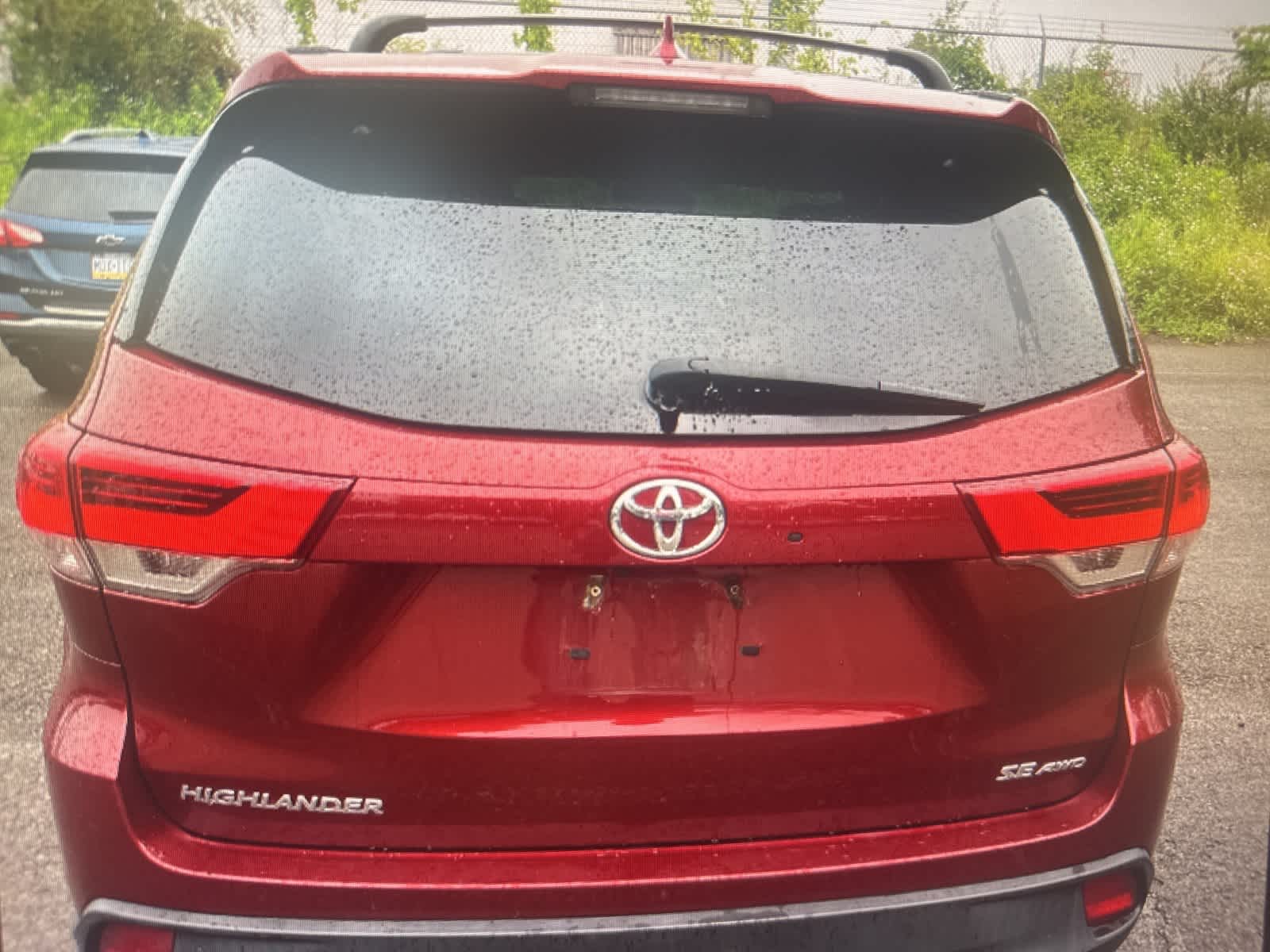 Thumbnail: 2017 Toyota Highlander - 4