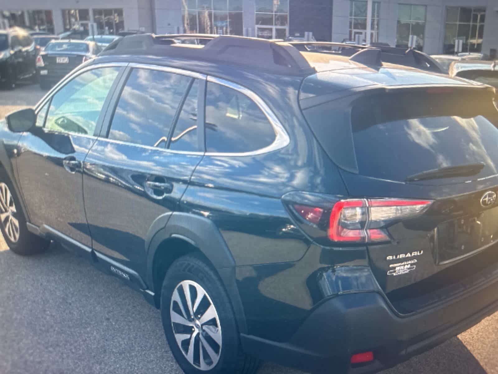 2023 Subaru Outback Premium photo 2