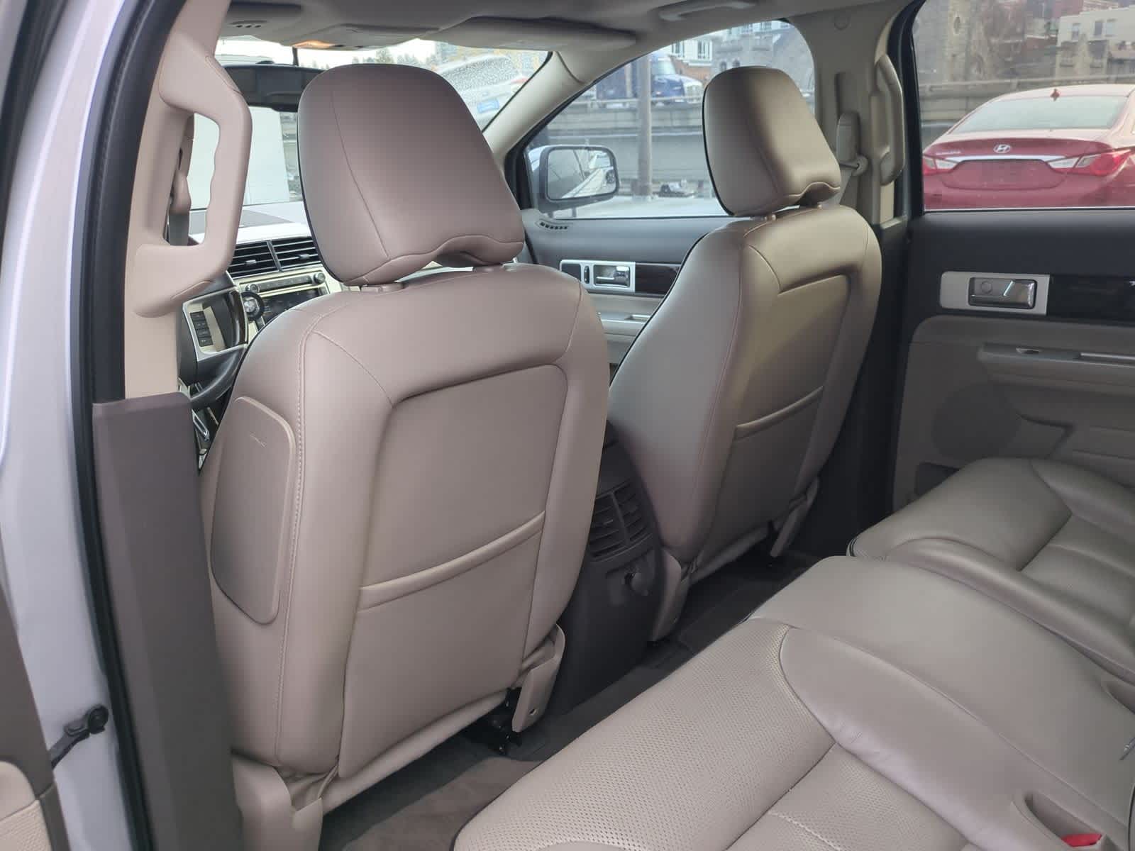 Thumbnail: 2010 Lincoln MKX - 19