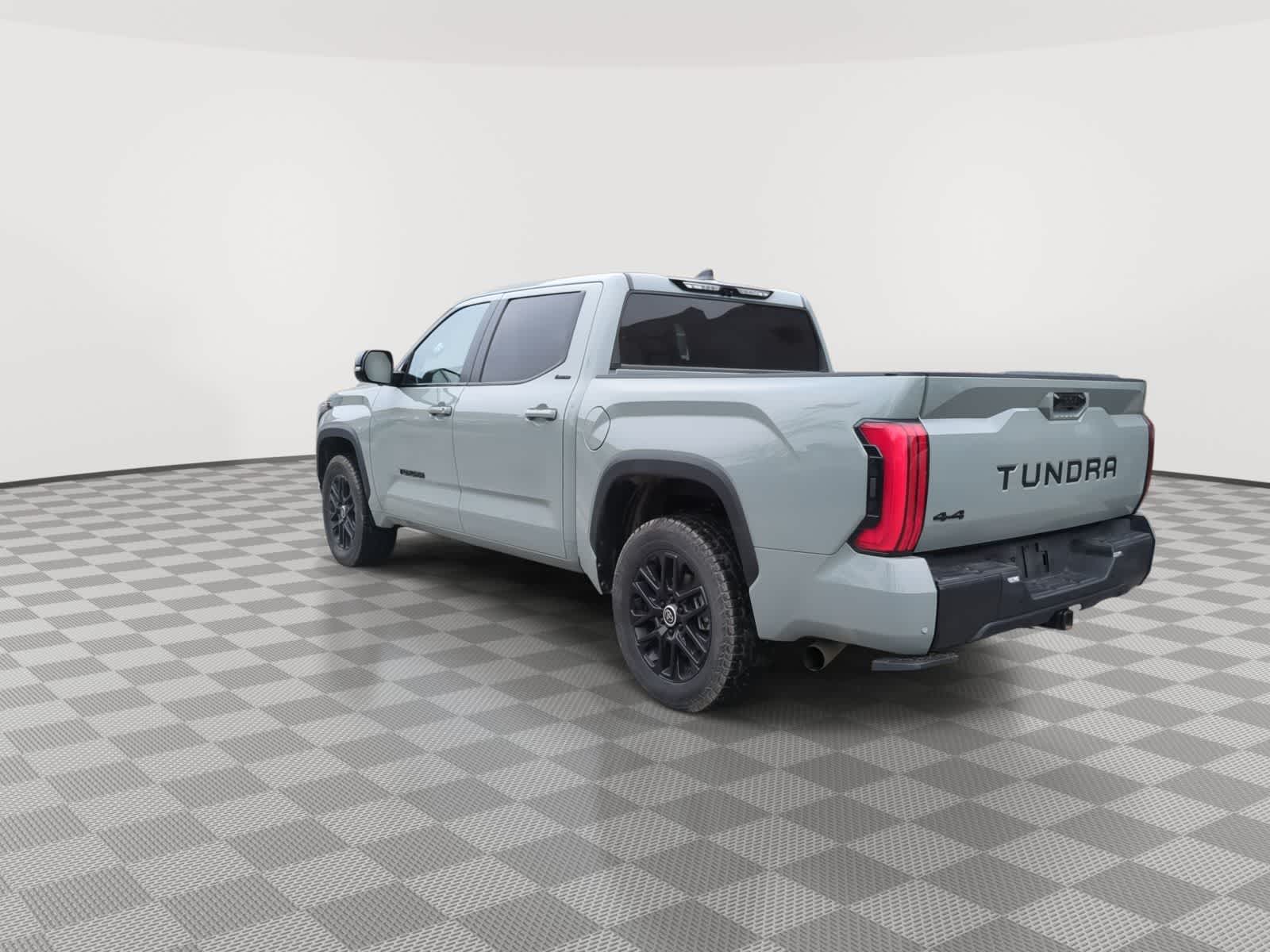 Thumbnail: 2024 Toyota Tundra - 6