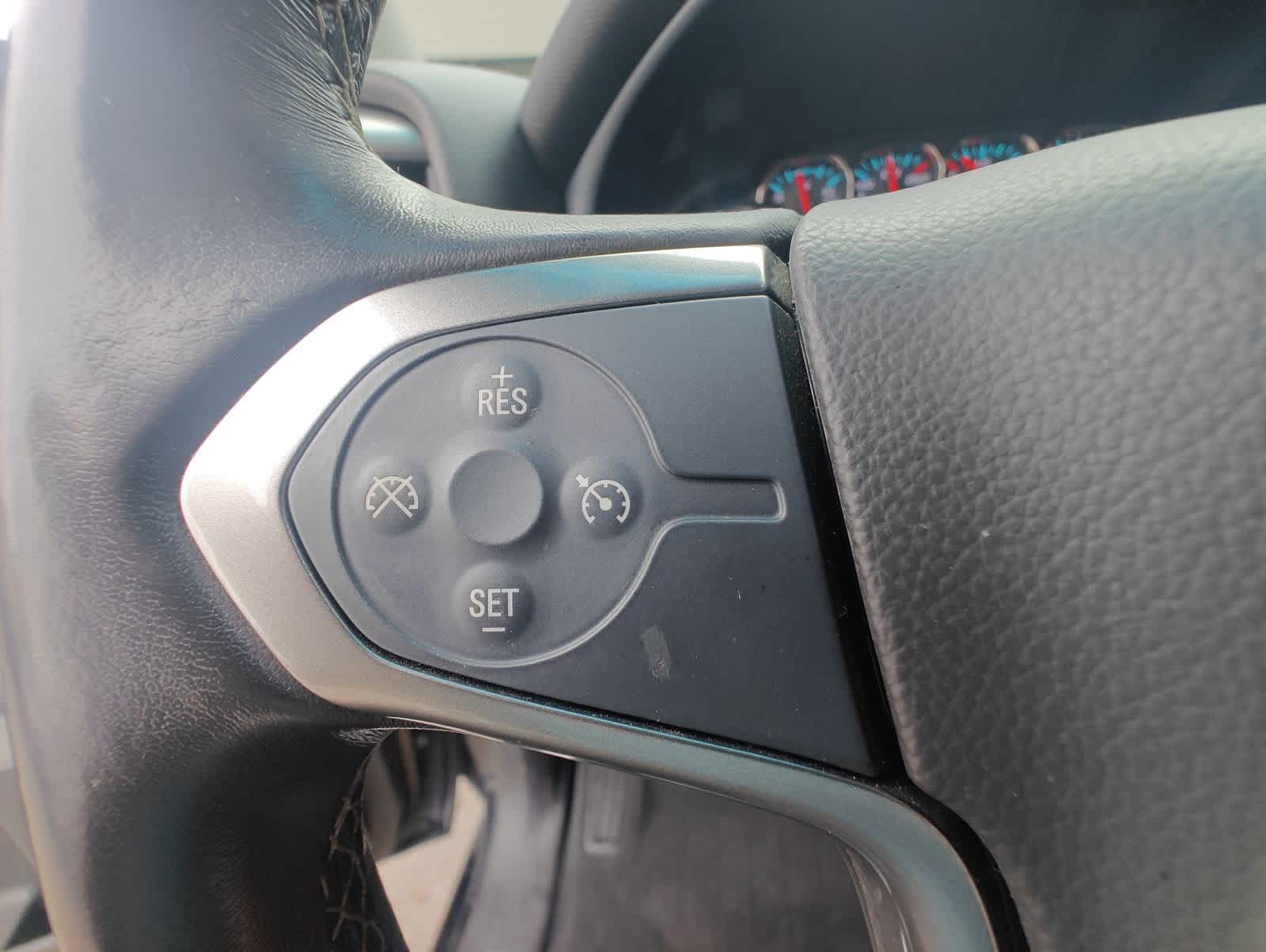 Thumbnail: 2018 Chevrolet Silverado 1500 - 24