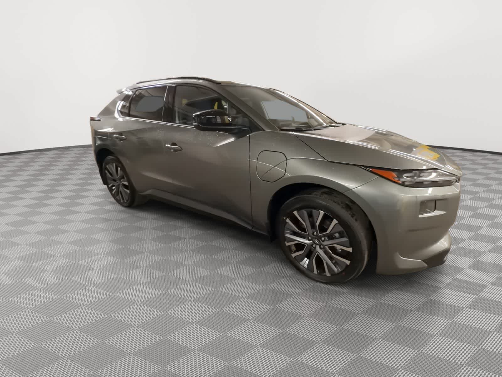 Thumbnail: 2026 Subaru Solterra - 2