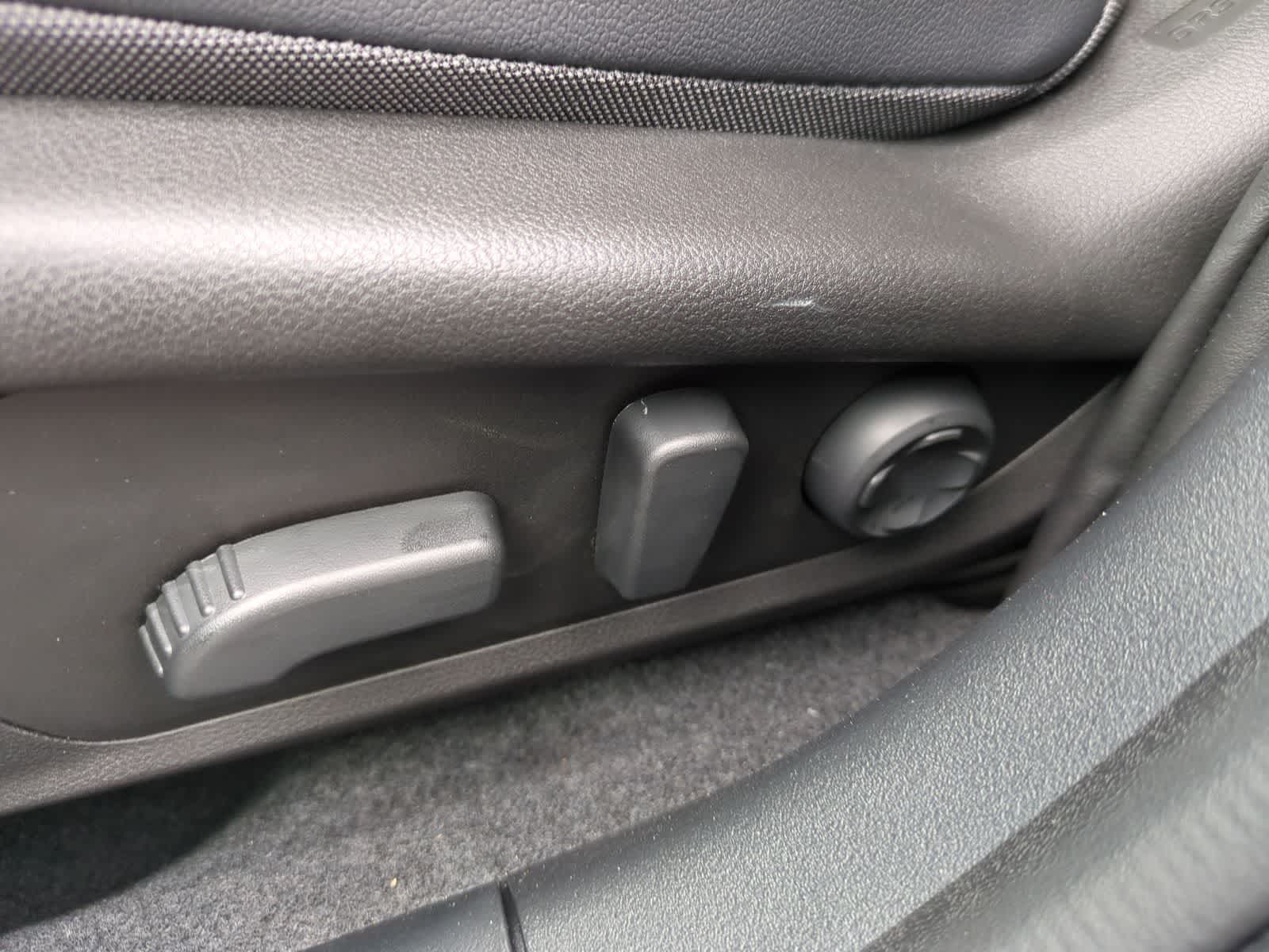 Thumbnail: 2026 Subaru Outback - 18