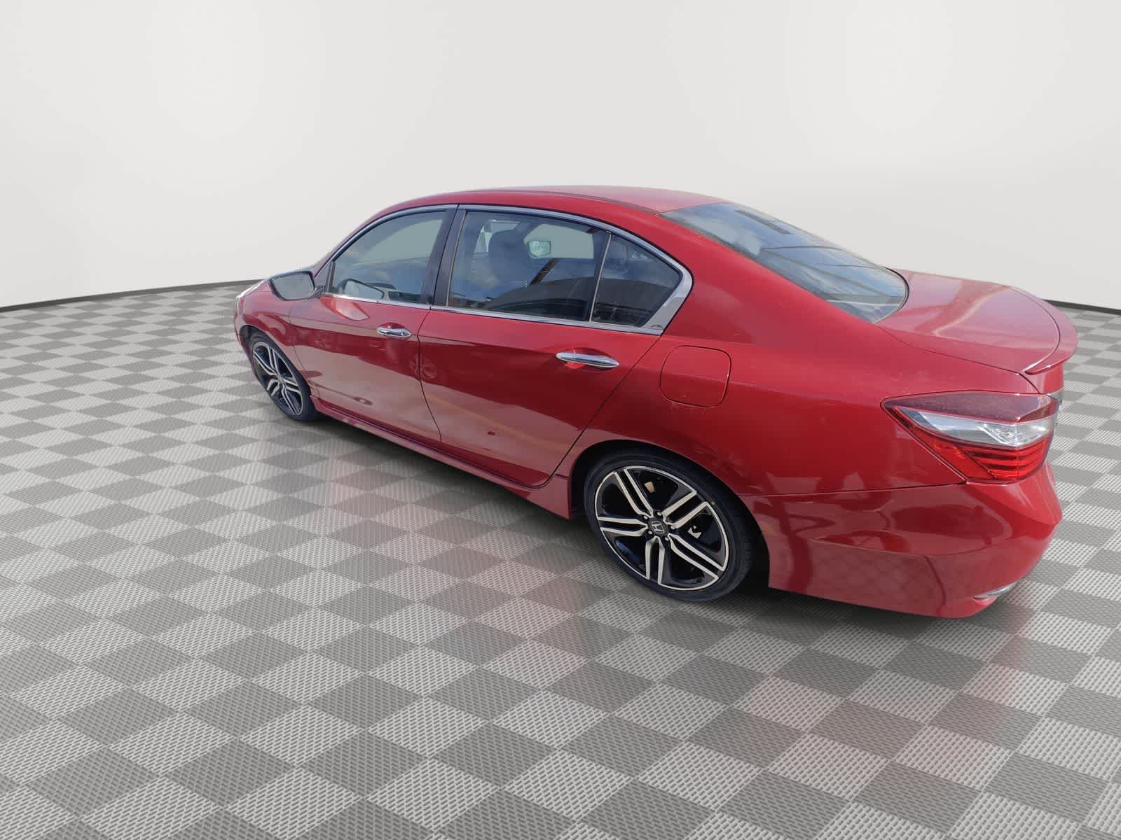Thumbnail: 2017 Honda Accord - 5