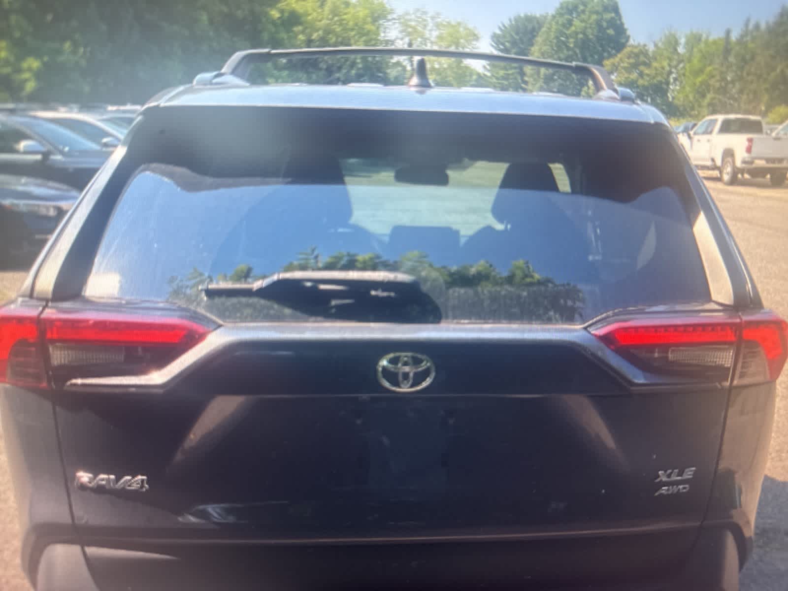 Thumbnail: 2021 Toyota RAV4 - 4