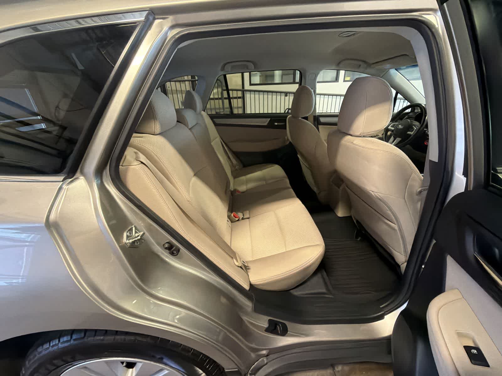 Thumbnail: 2016 Subaru Outback - 21