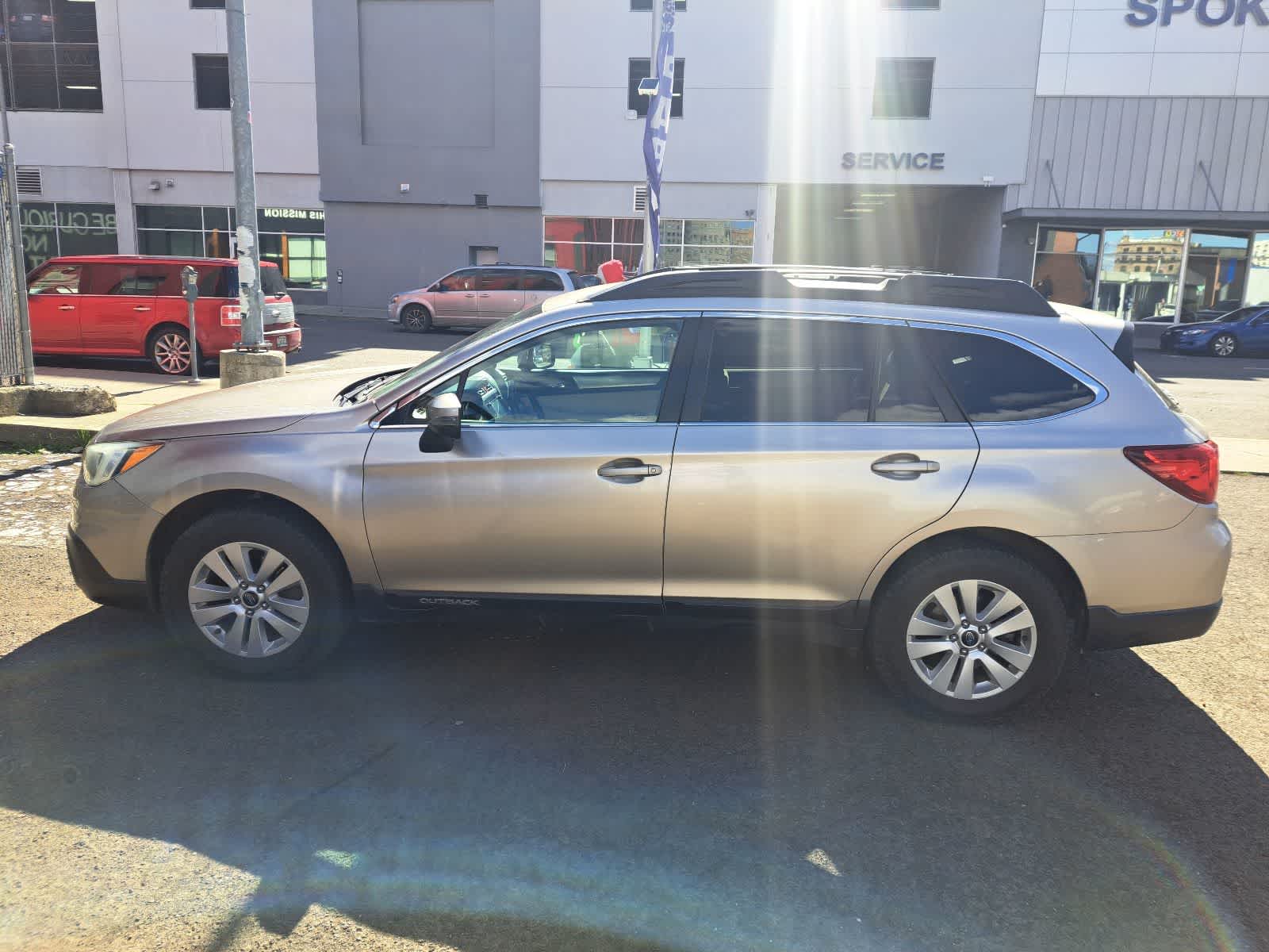 Thumbnail: 2015 Subaru Outback - 4