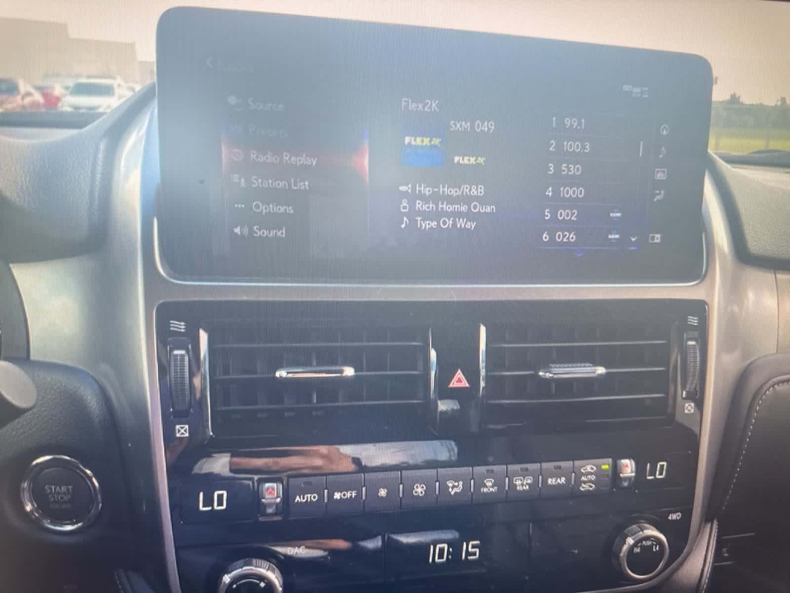Thumbnail: 2022 Lexus GX - 16