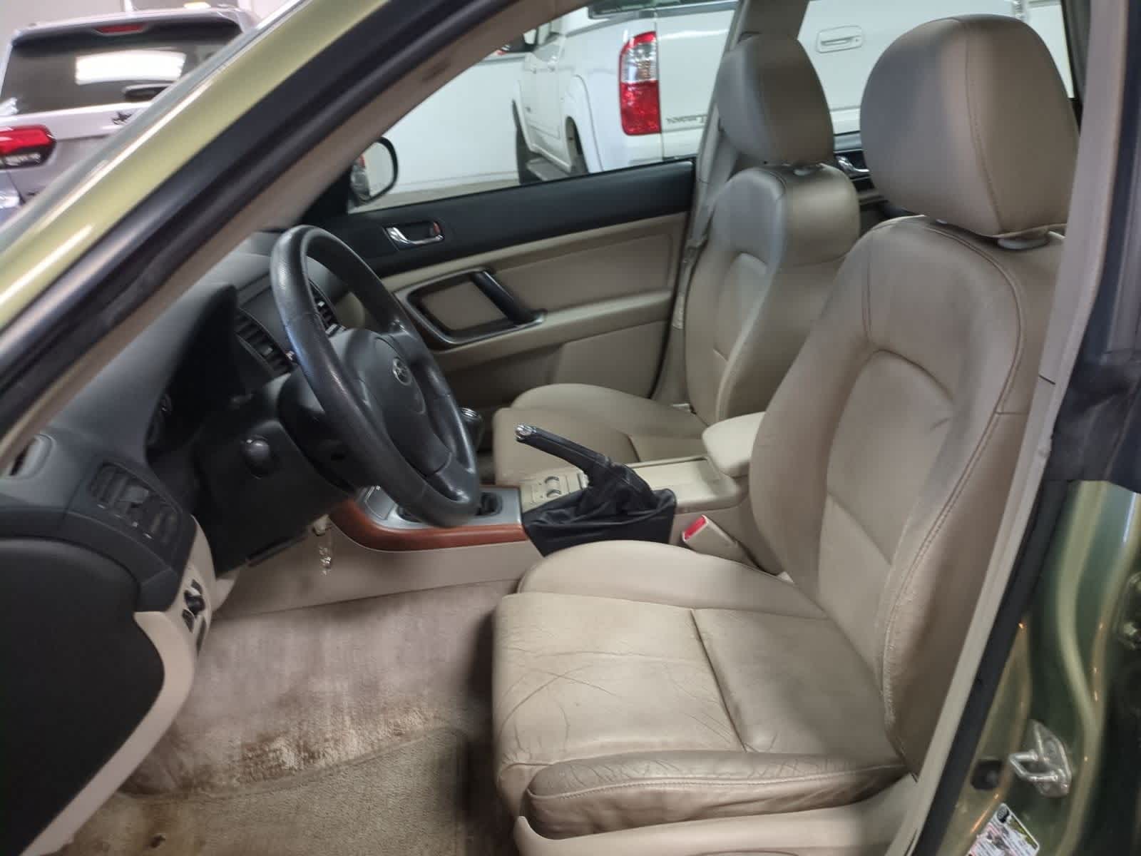 Thumbnail: 2005 Subaru Legacy - 17