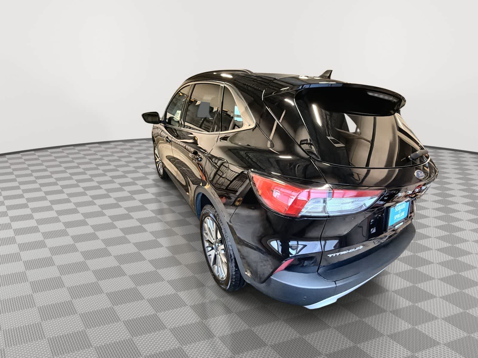 Thumbnail: 2022 Ford Escape - 6