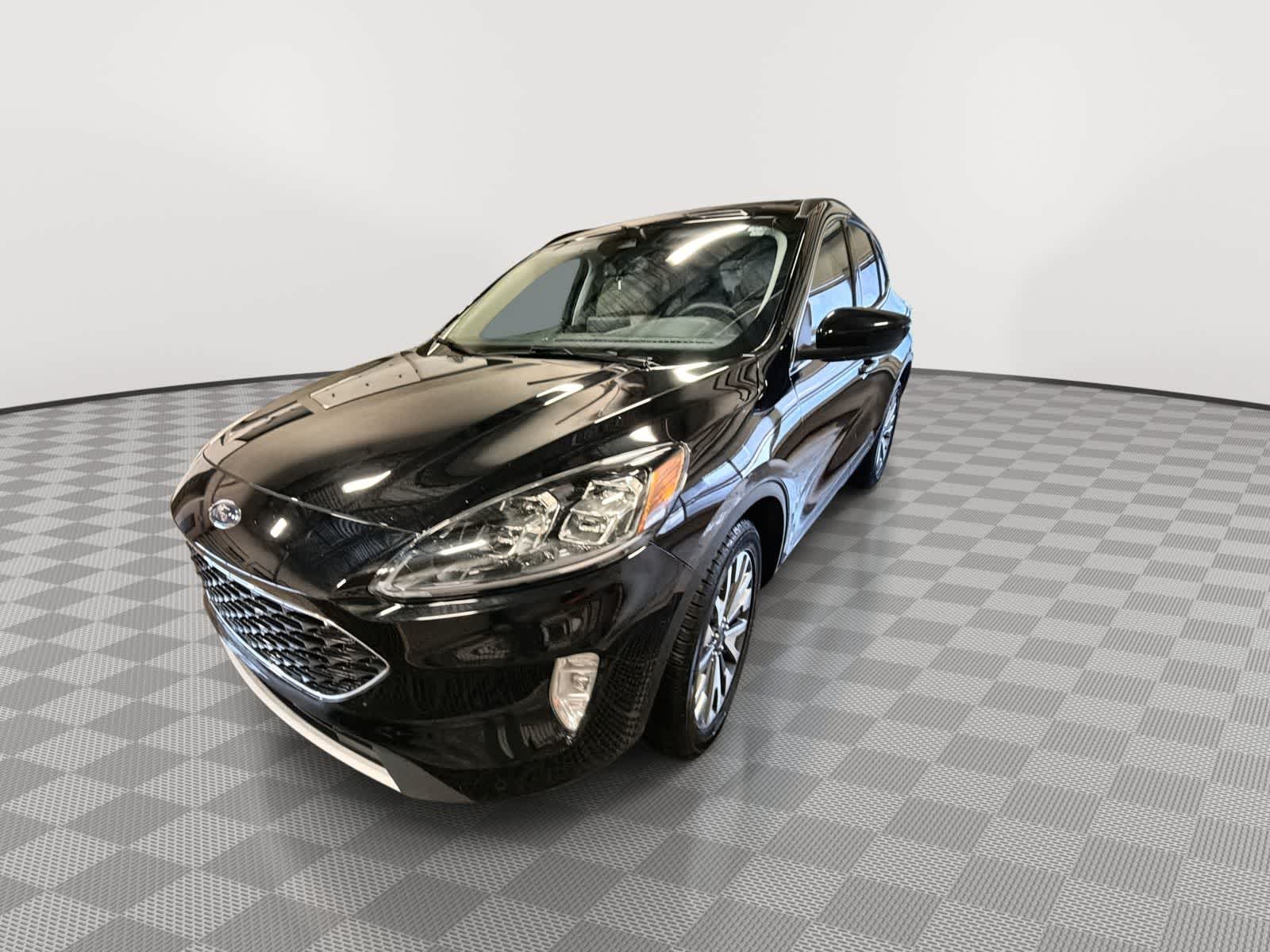 Thumbnail: 2022 Ford Escape - 4