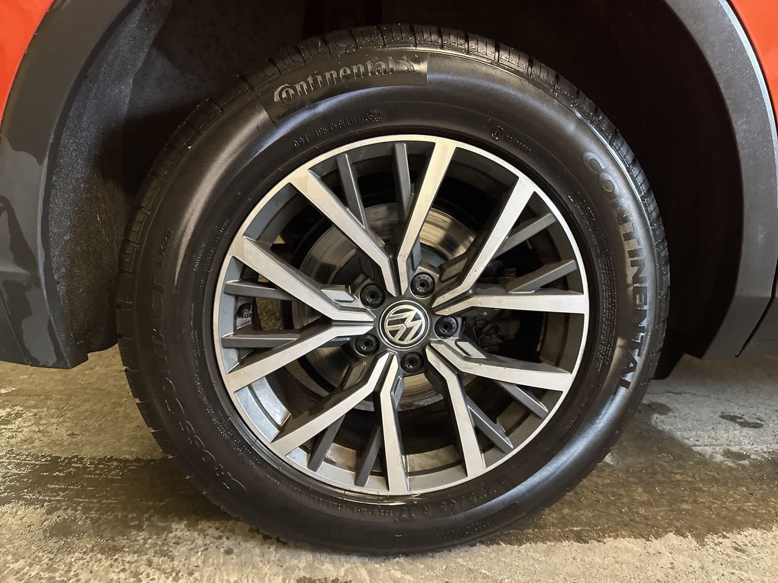 Thumbnail: 2019 Volkswagen Tiguan - 13