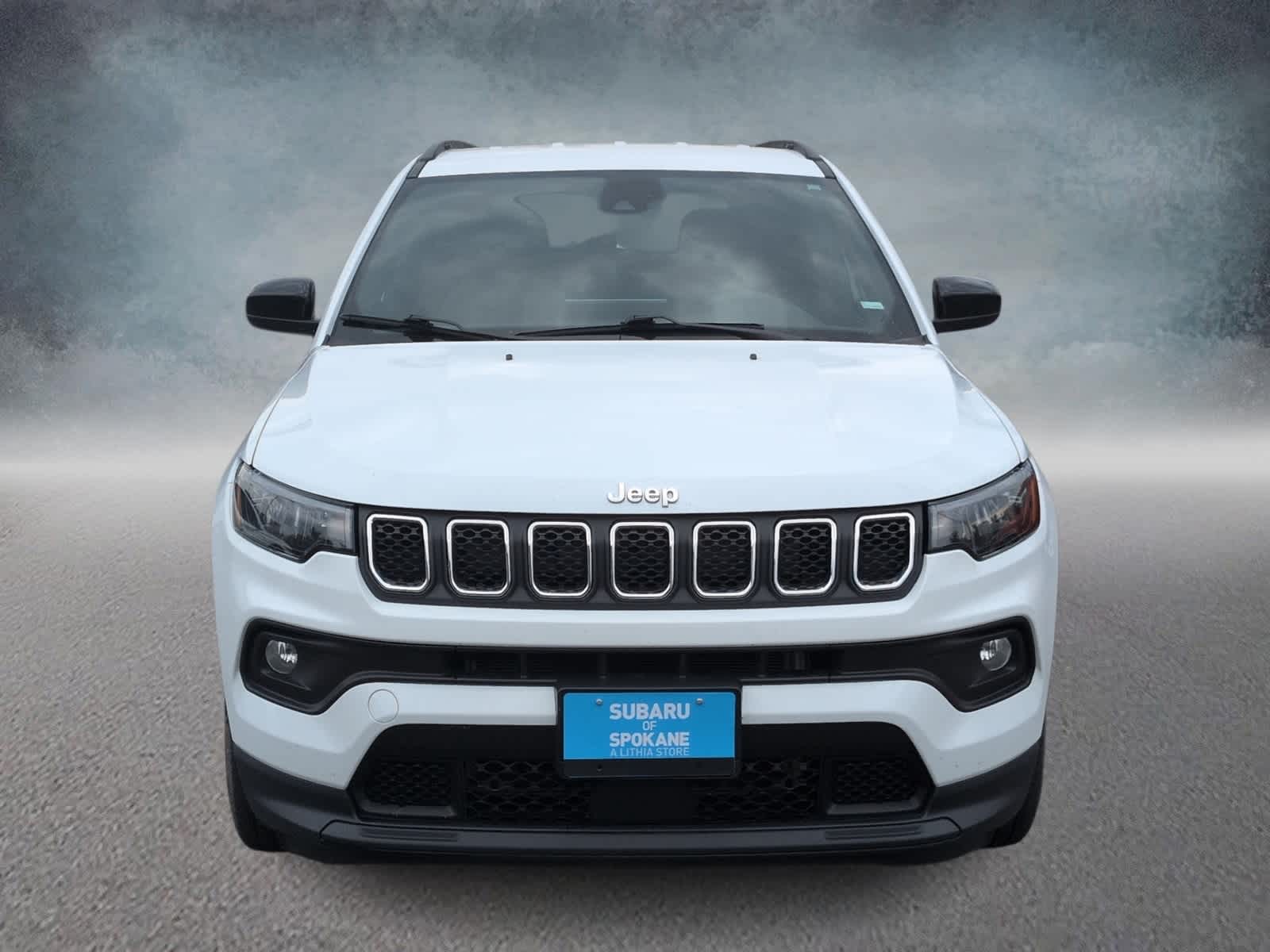 2024 Jeep Compass Latitude photo 2