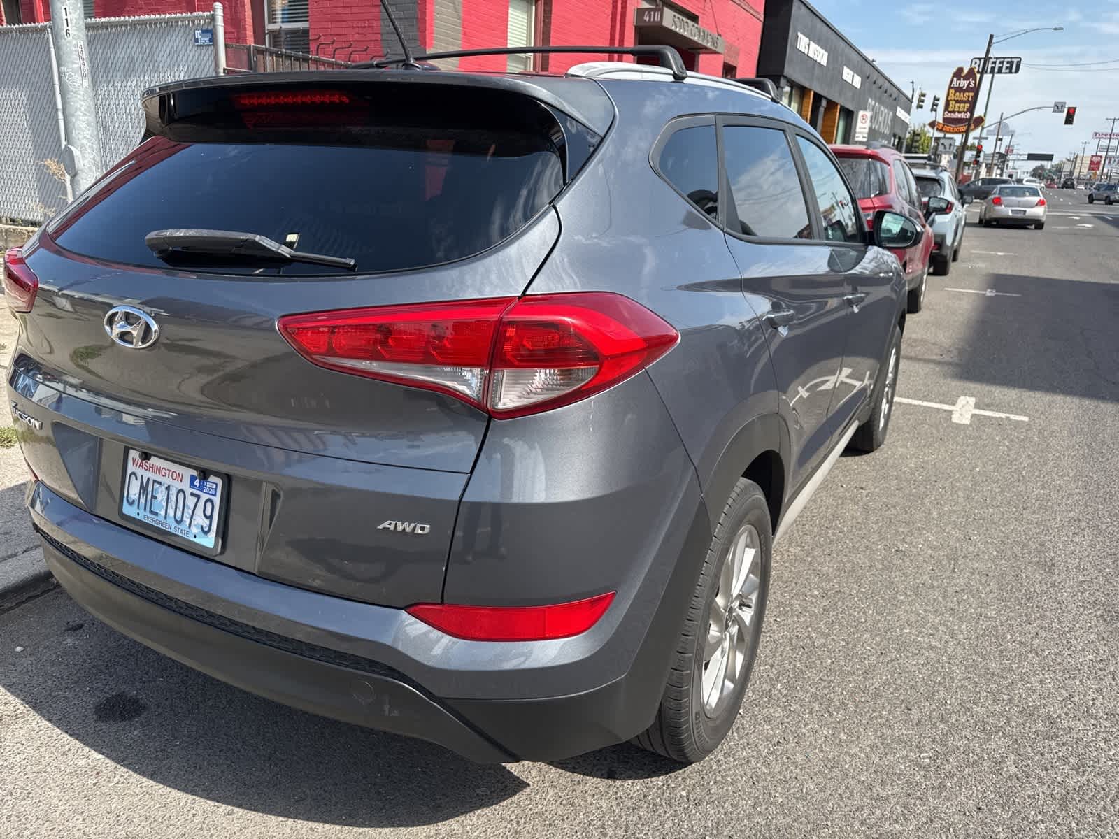 Thumbnail: 2017 Hyundai Tucson - 3
