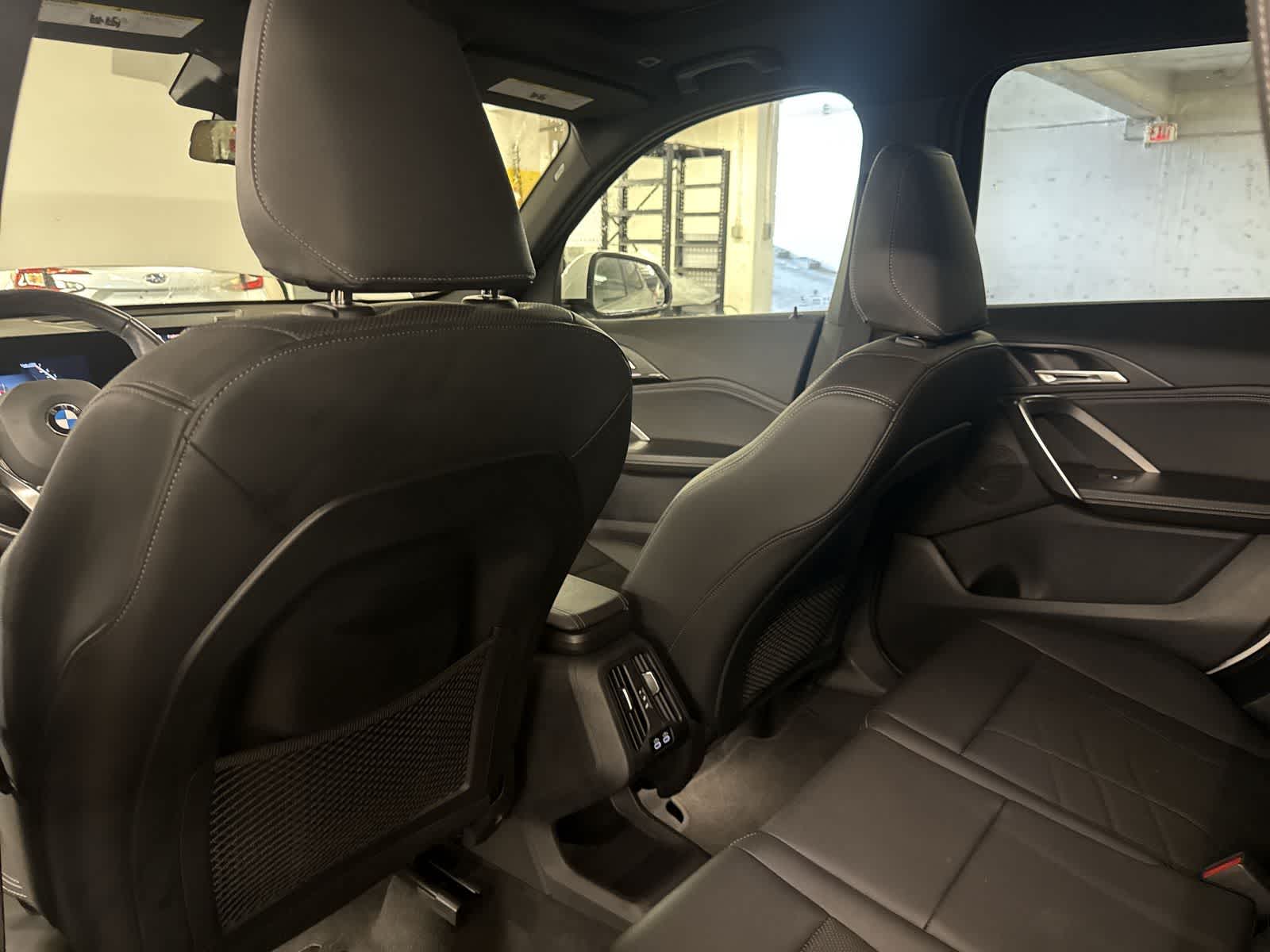 Thumbnail: 2023 BMW X1 - 18