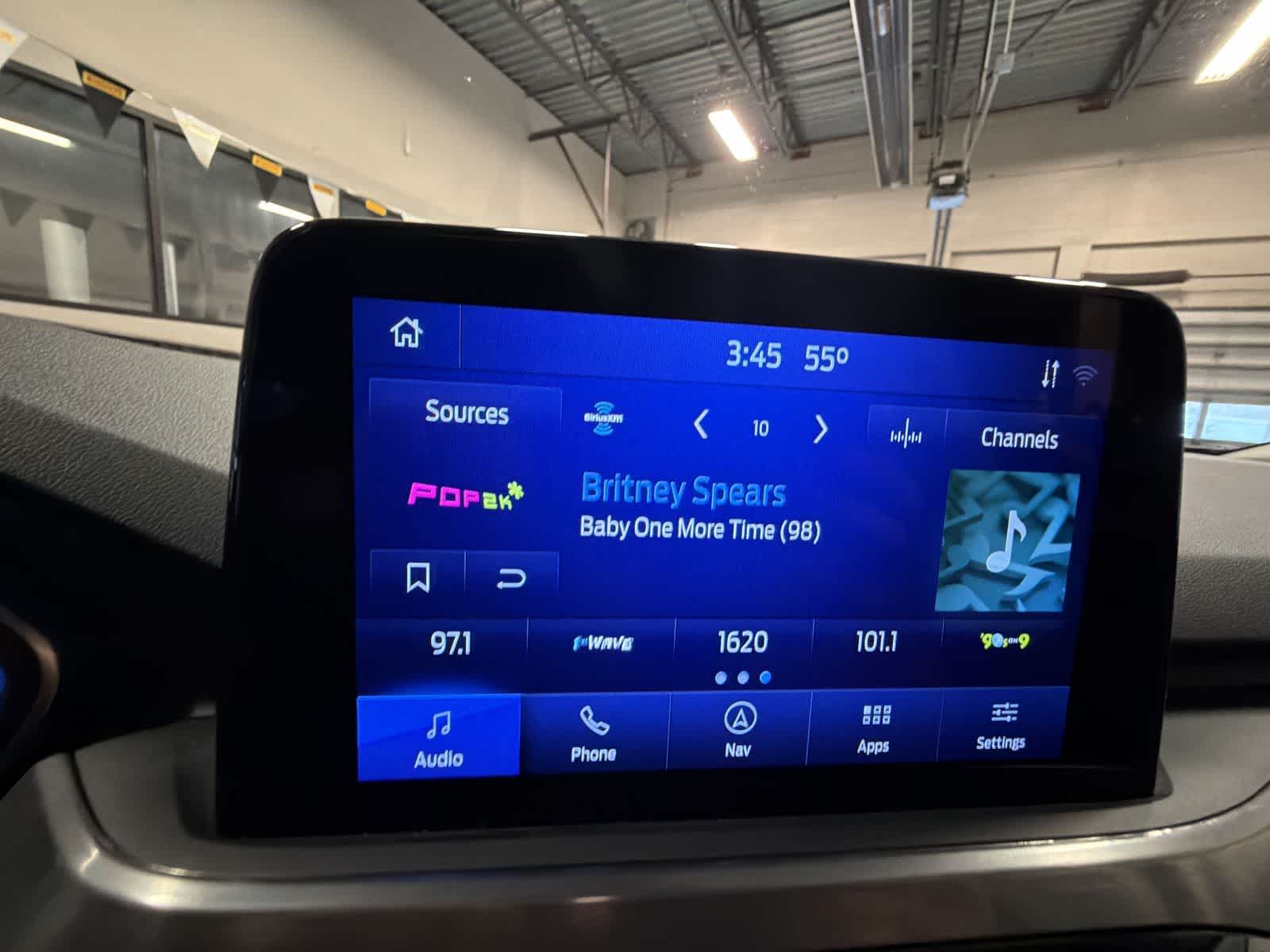 Thumbnail: 2022 Ford Escape - 31