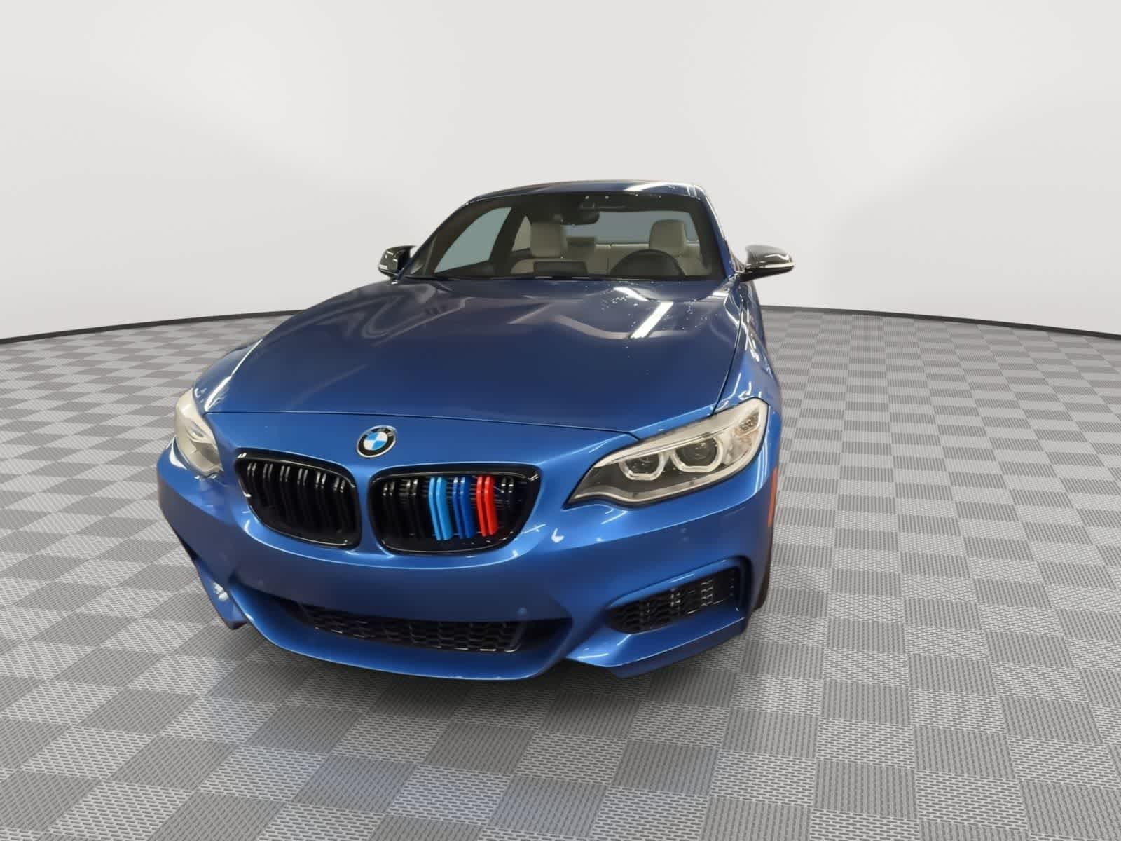 Thumbnail: 2016 BMW 2 Series - 3