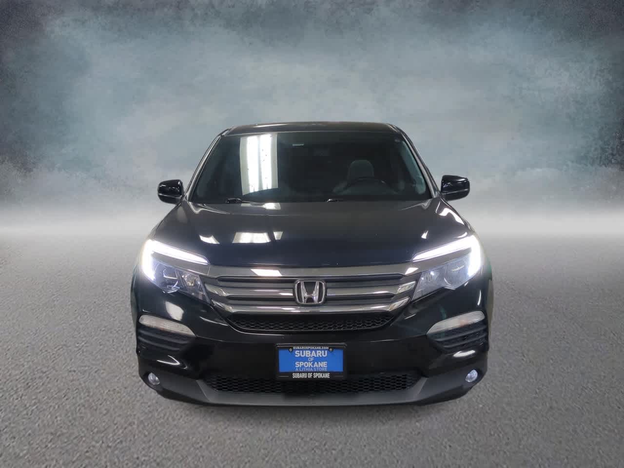 Thumbnail: 2016 Honda Pilot - 3