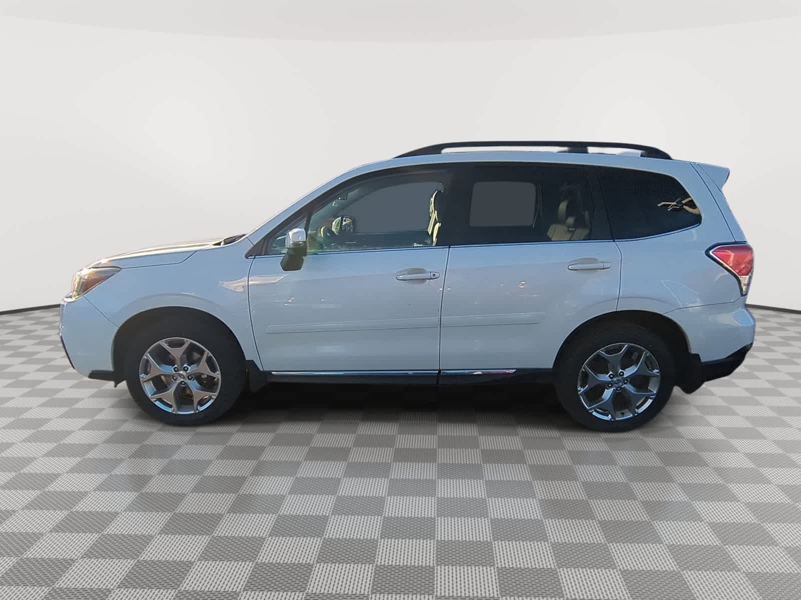 Thumbnail: 2017 Subaru Forester - 5