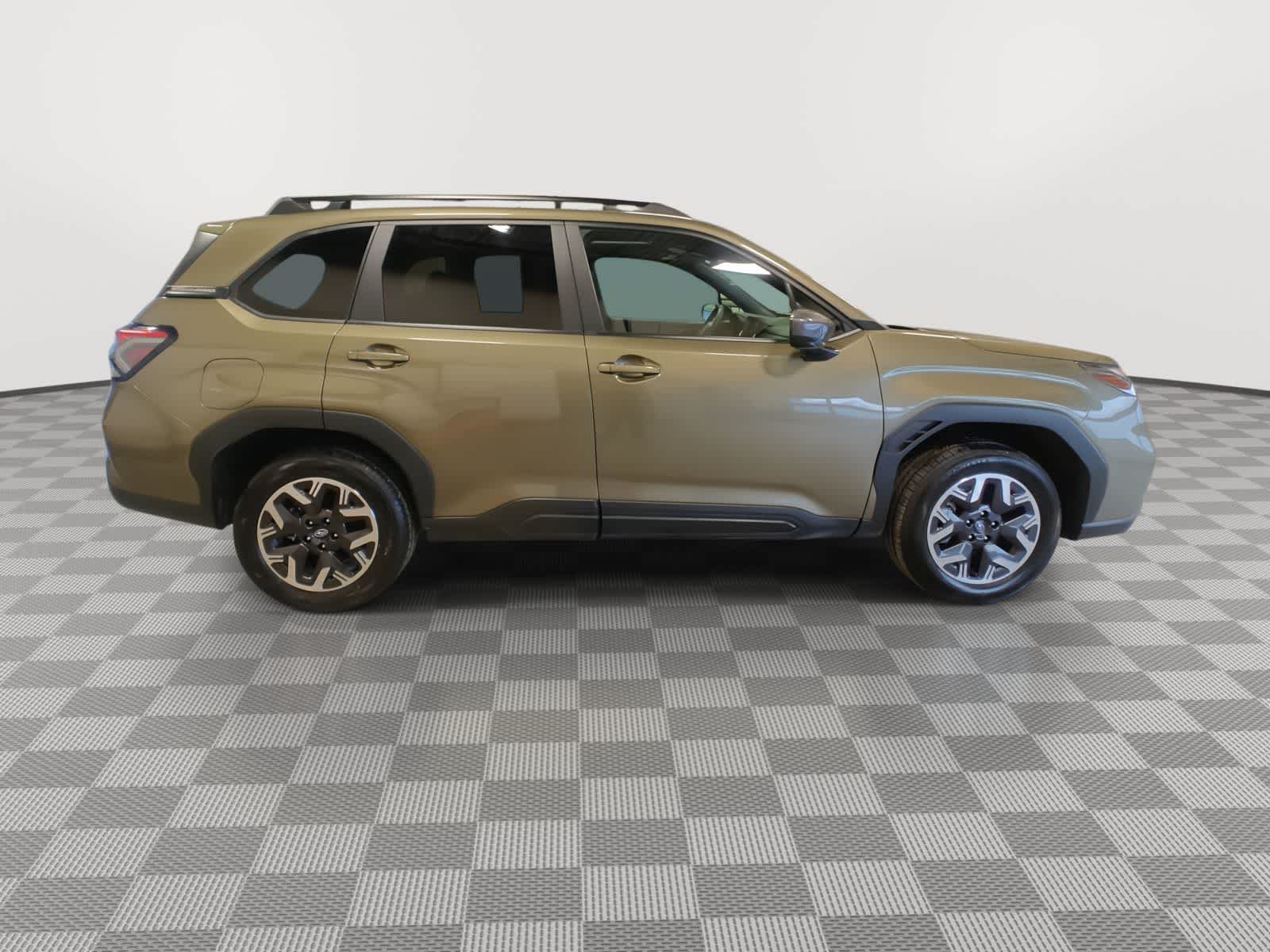 Thumbnail: 2026 Subaru Forester - 10