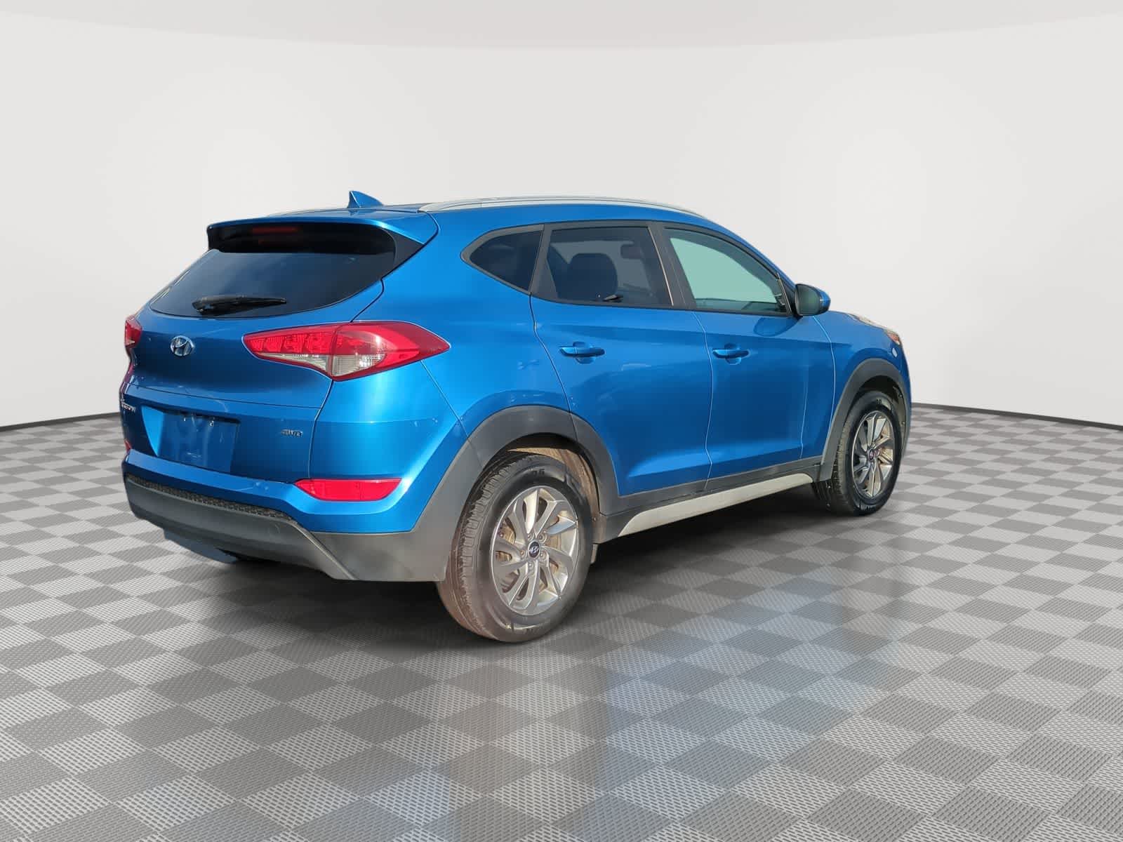 Thumbnail: 2018 Hyundai Tucson - 8