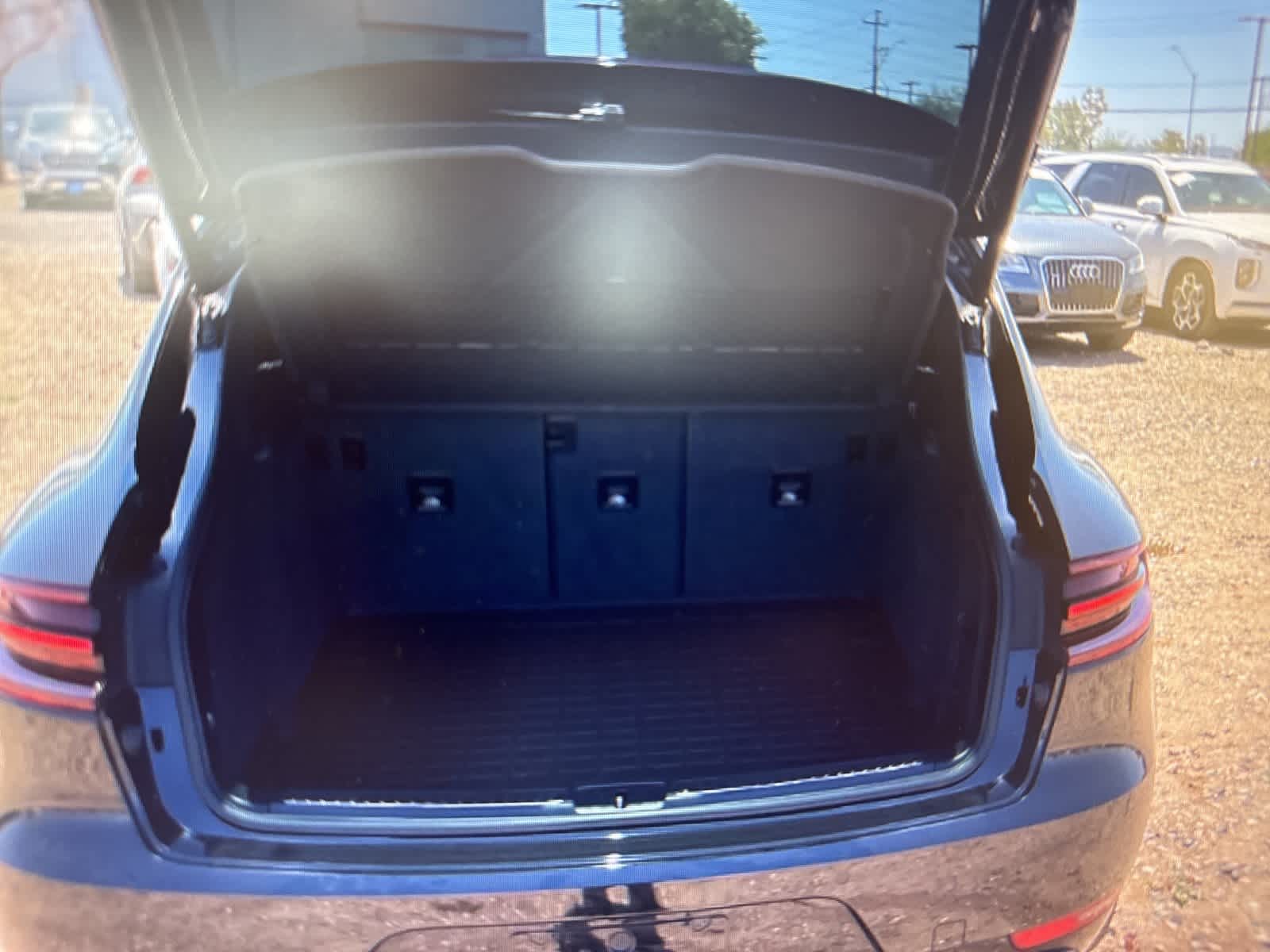Thumbnail: 2017 Porsche Macan - 22