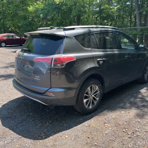 Thumbnail: 2018 Toyota RAV4 - 5