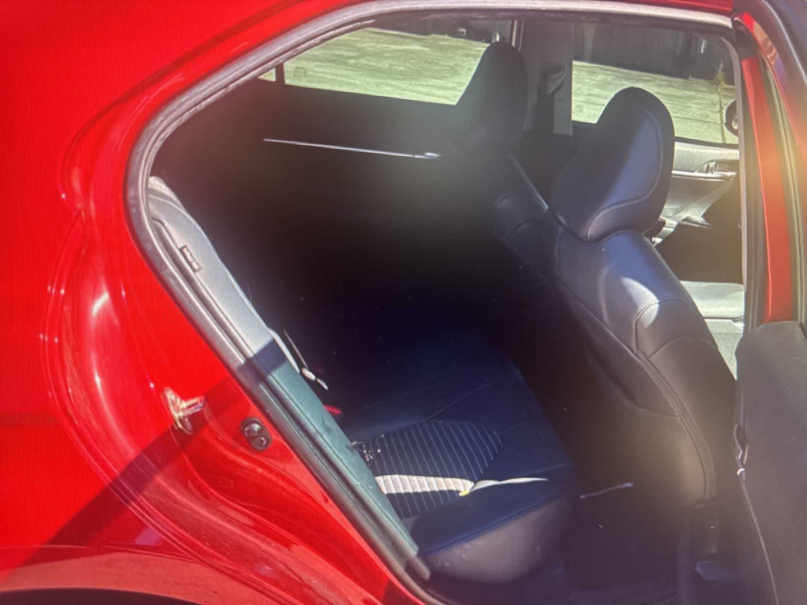 Thumbnail: 2019 Toyota Camry - 13