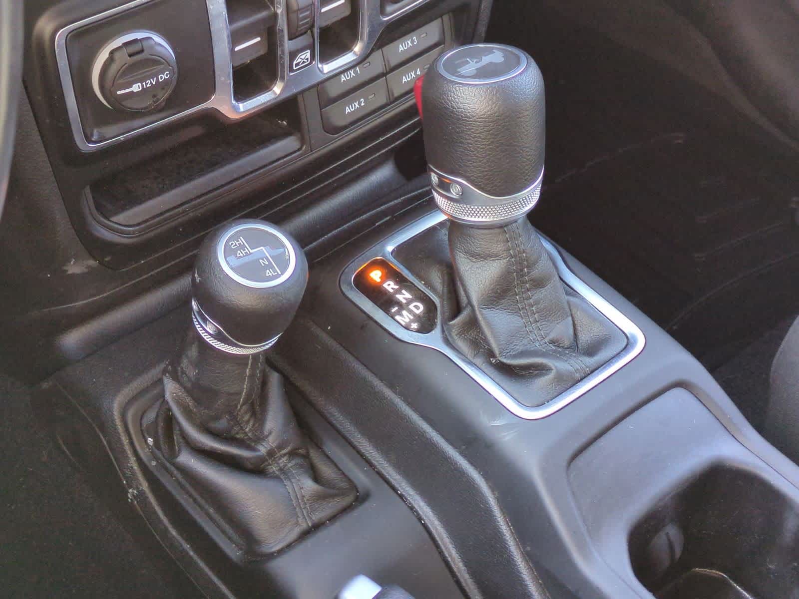 Thumbnail: 2022 Jeep Wrangler - 31