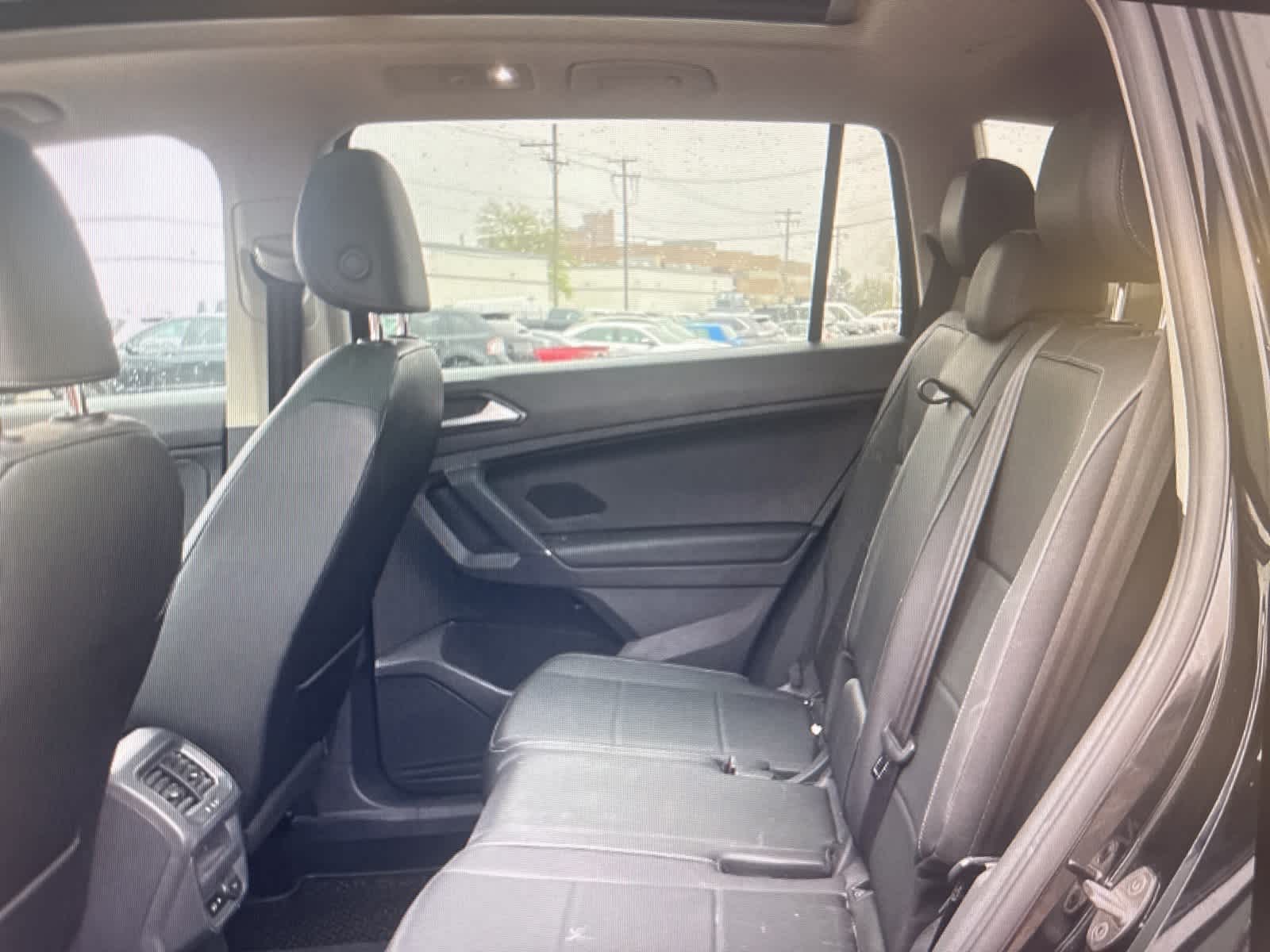 2018 Volkswagen Tiguan SEL 13