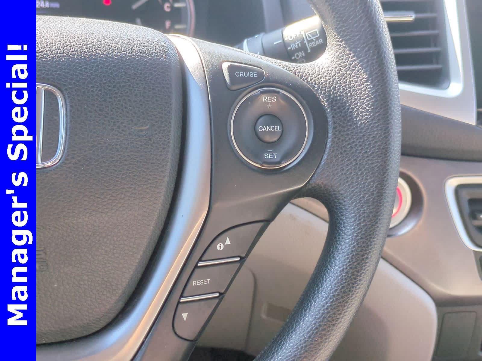 Thumbnail: 2018 Honda Pilot - 25