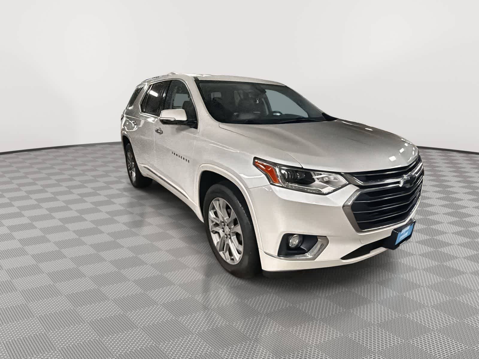 Thumbnail: 2019 Chevrolet Traverse - 2