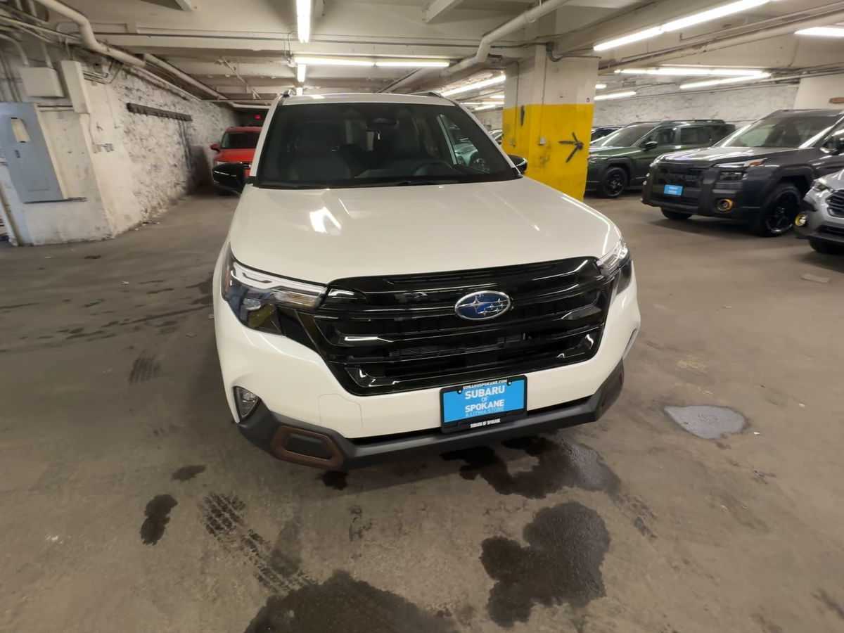 Thumbnail: 2026 Subaru Forester - 3