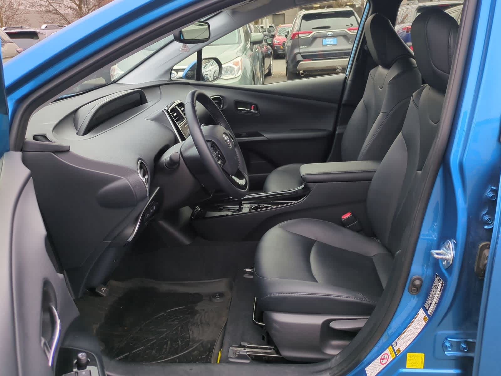 Thumbnail: 2019 Toyota Prius - 17