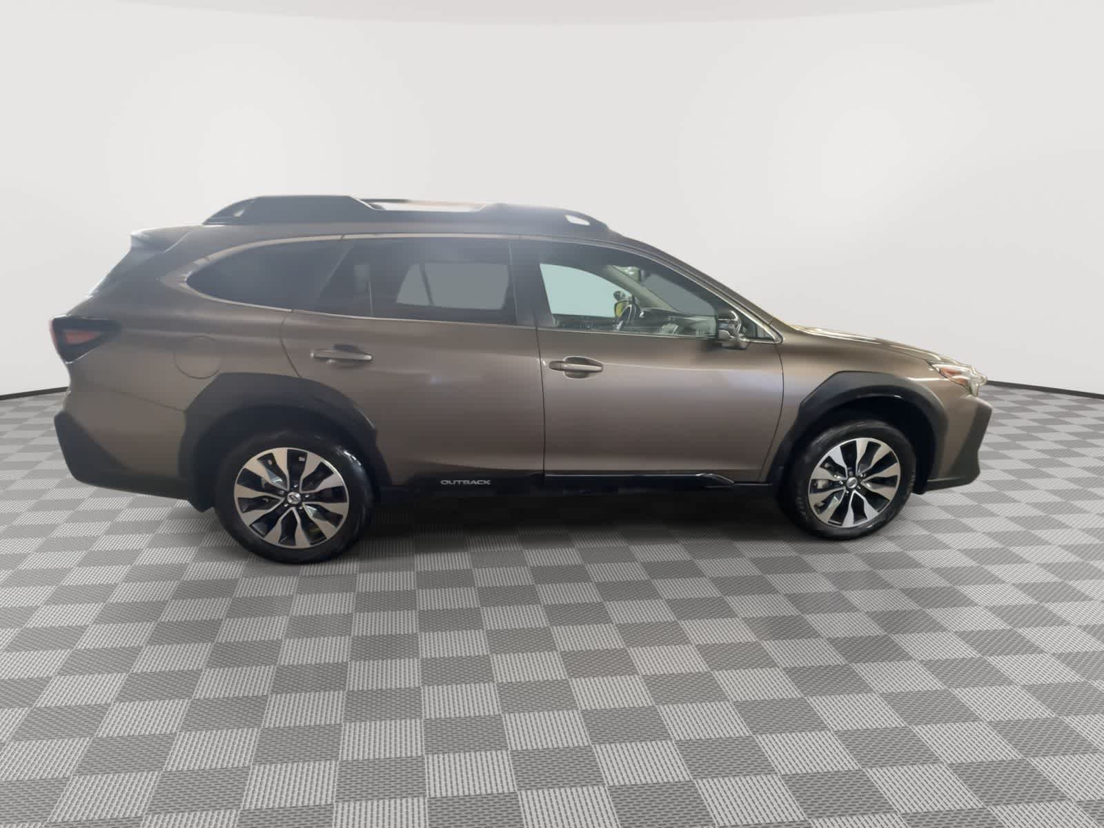 Thumbnail: 2024 Subaru Outback - 9