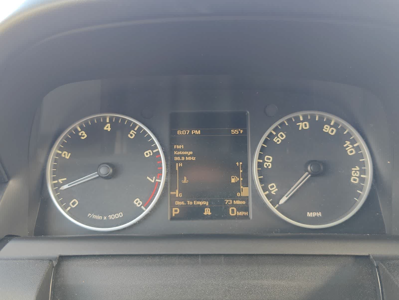 Thumbnail: 2015 Land Rover LR4 - 35