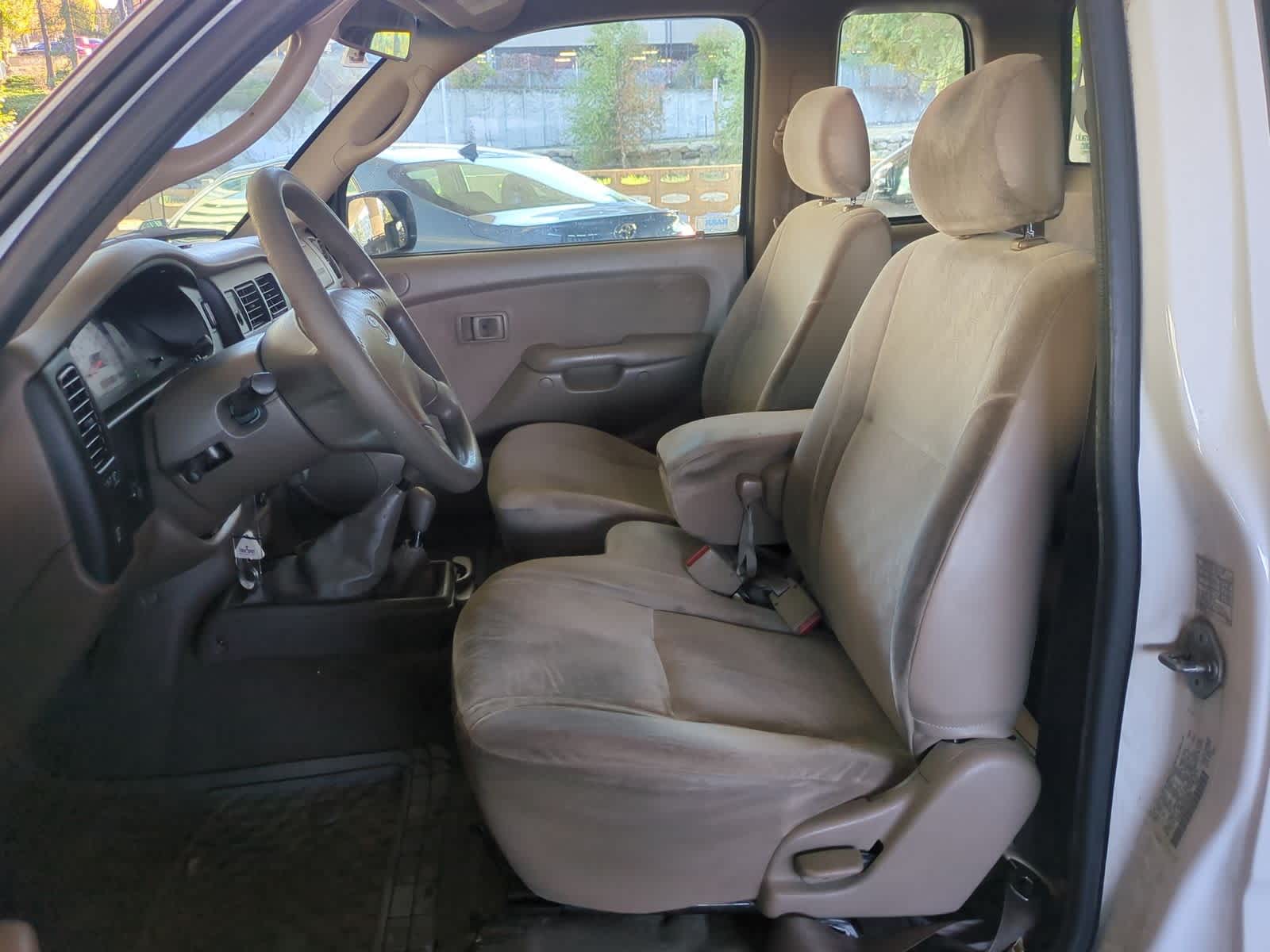 Thumbnail: 2004 Toyota Tacoma - 16