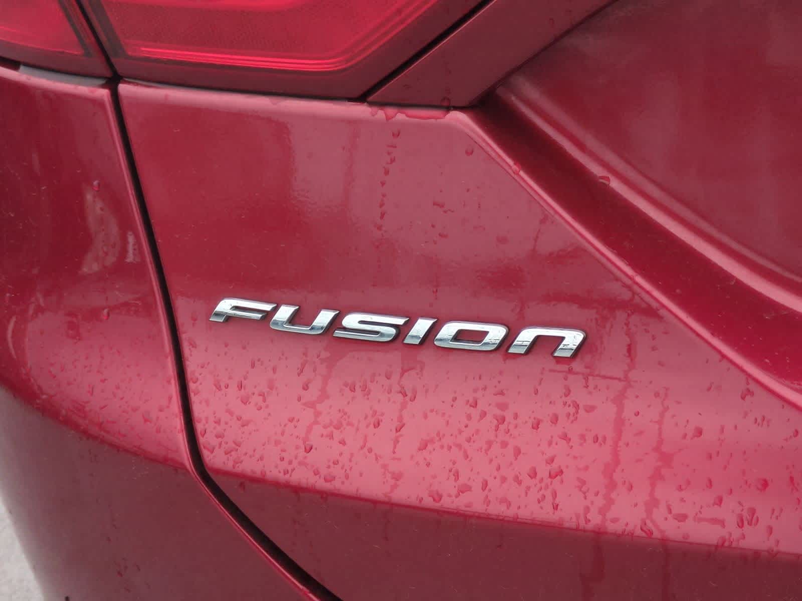 Thumbnail: 2015 Ford Fusion - 13