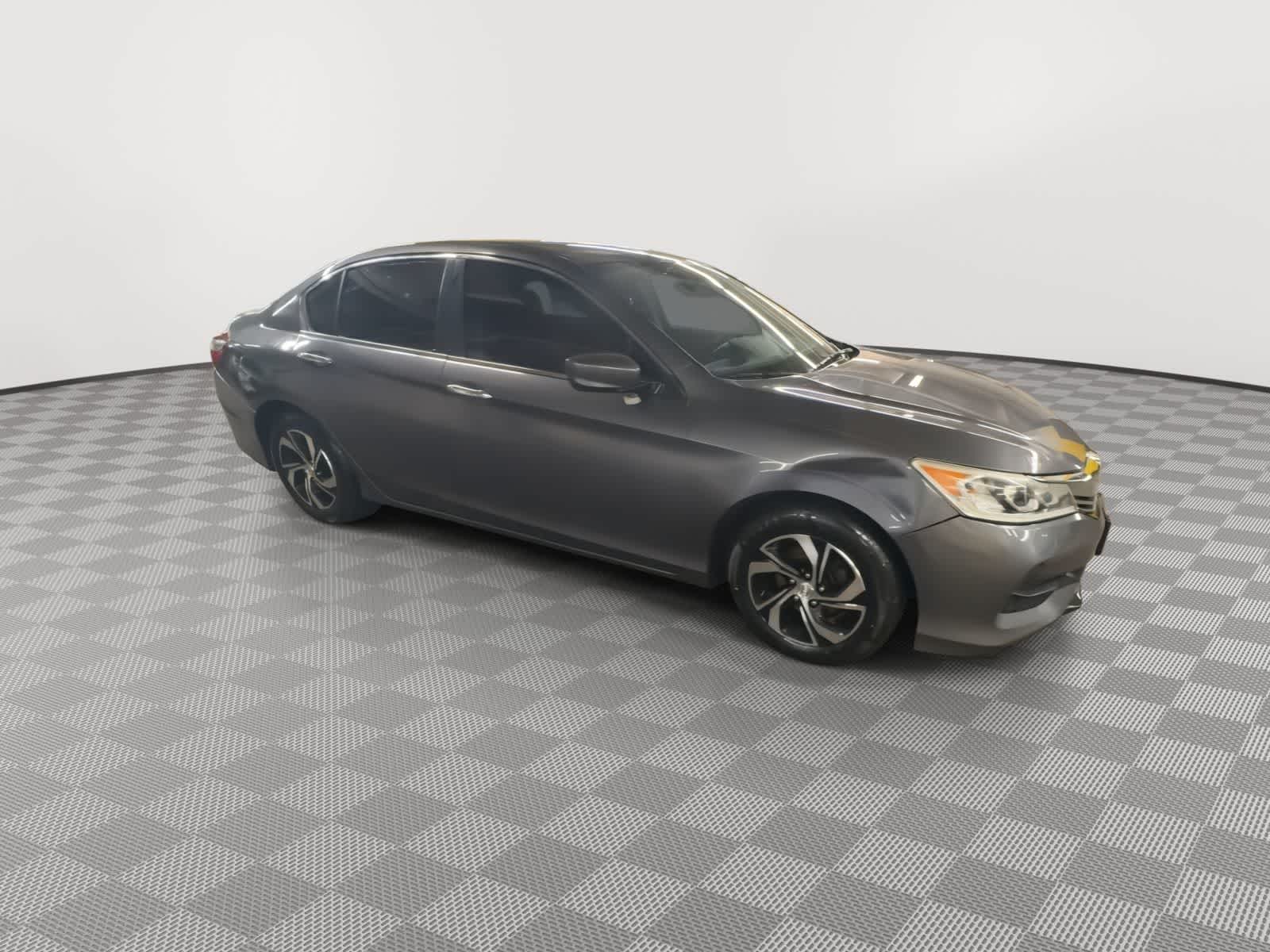 1HGCR2F35GA107745