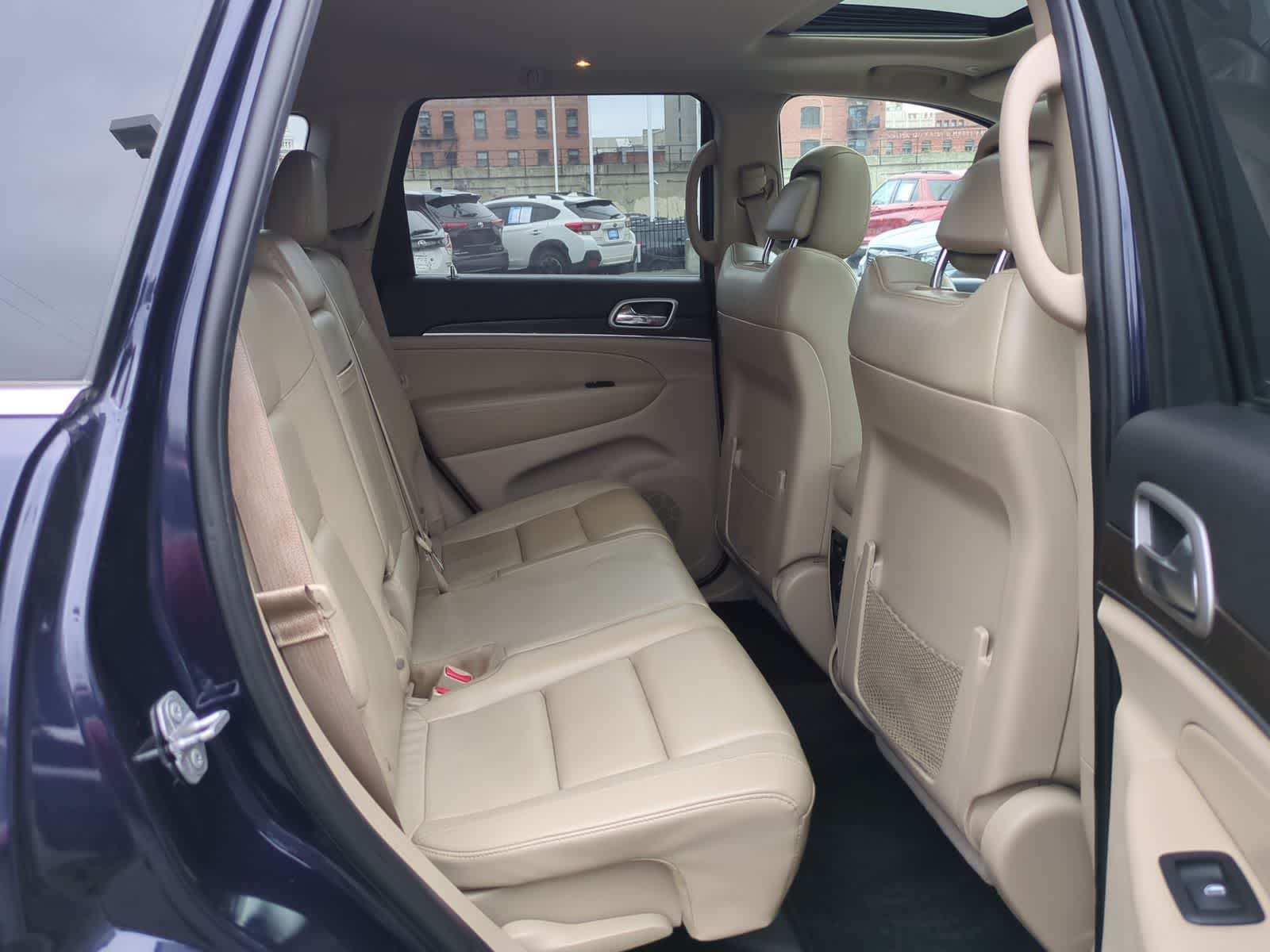 Thumbnail: 2018 Jeep Grand Cherokee - 22